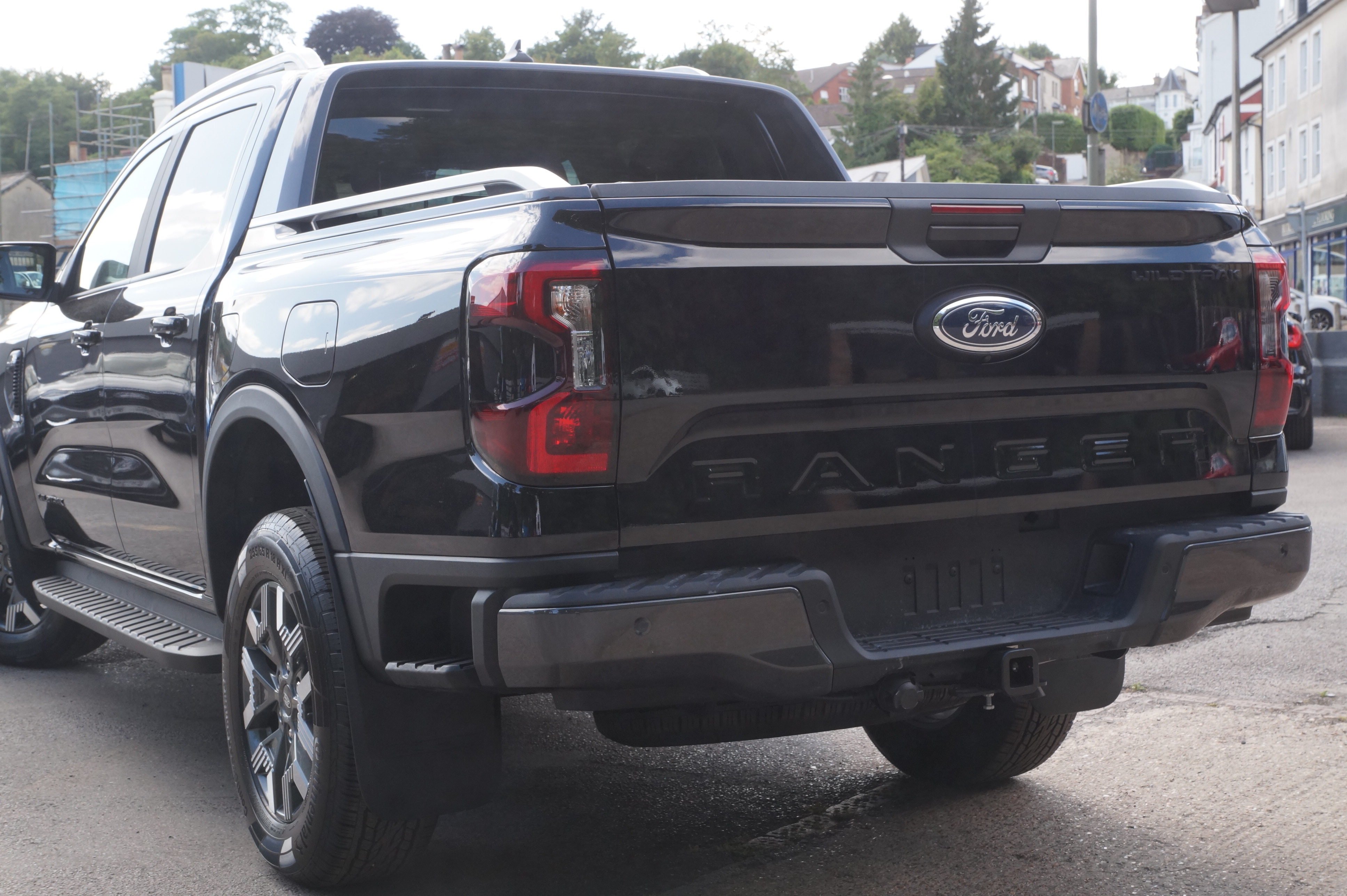 PICK UP D/CAB ECOBOOST PHEV 281