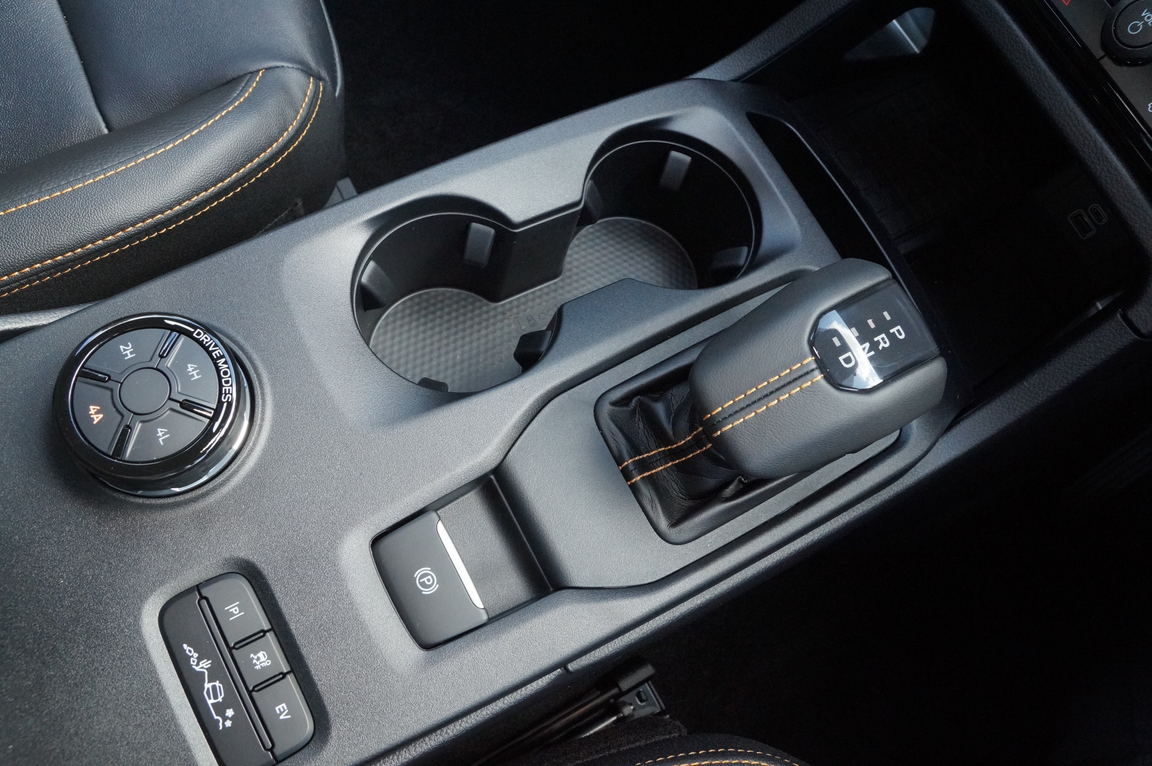 PICK UP D/CAB ECOBOOST PHEV 281