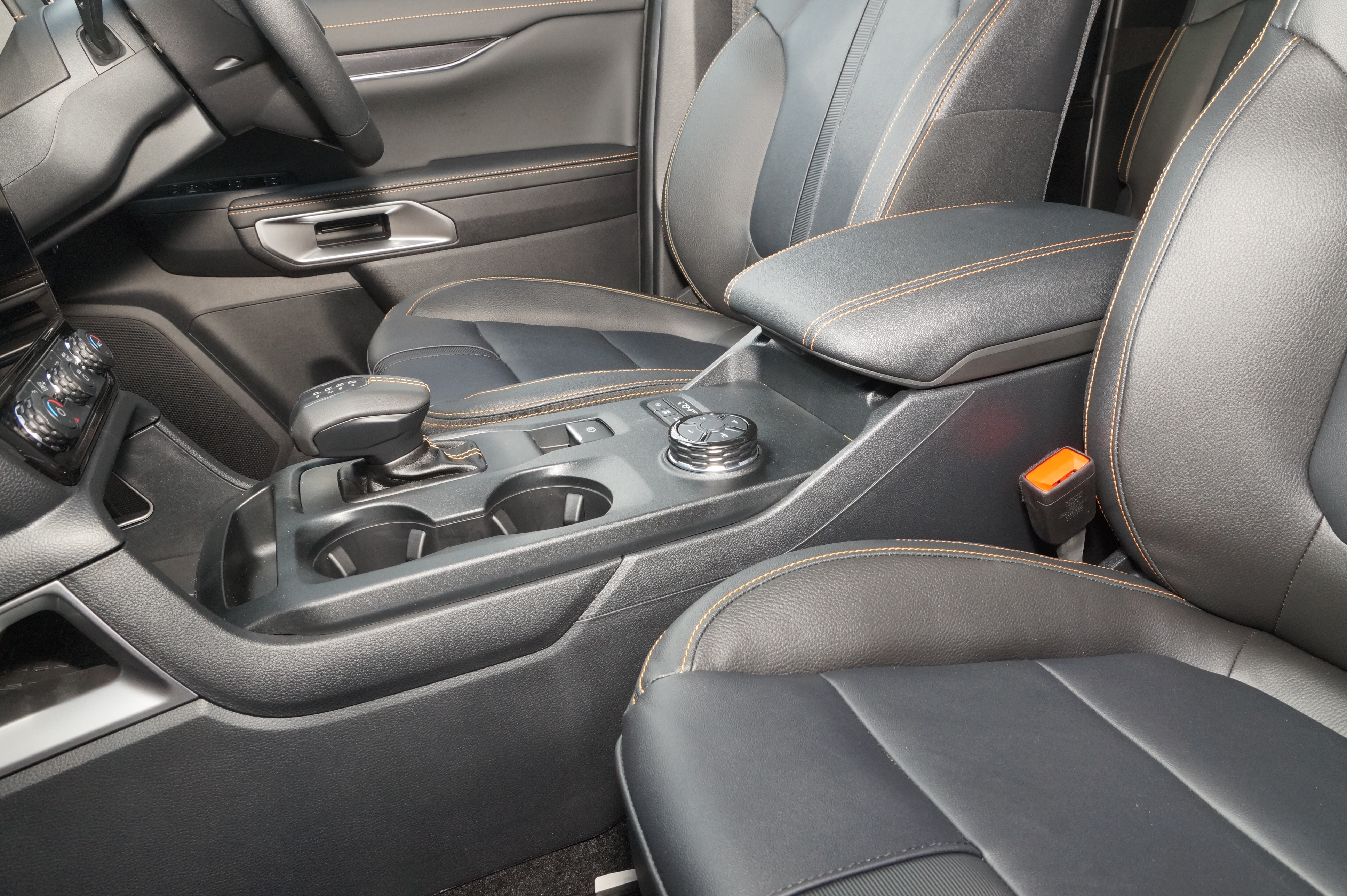 PICK UP D/CAB ECOBOOST PHEV 281