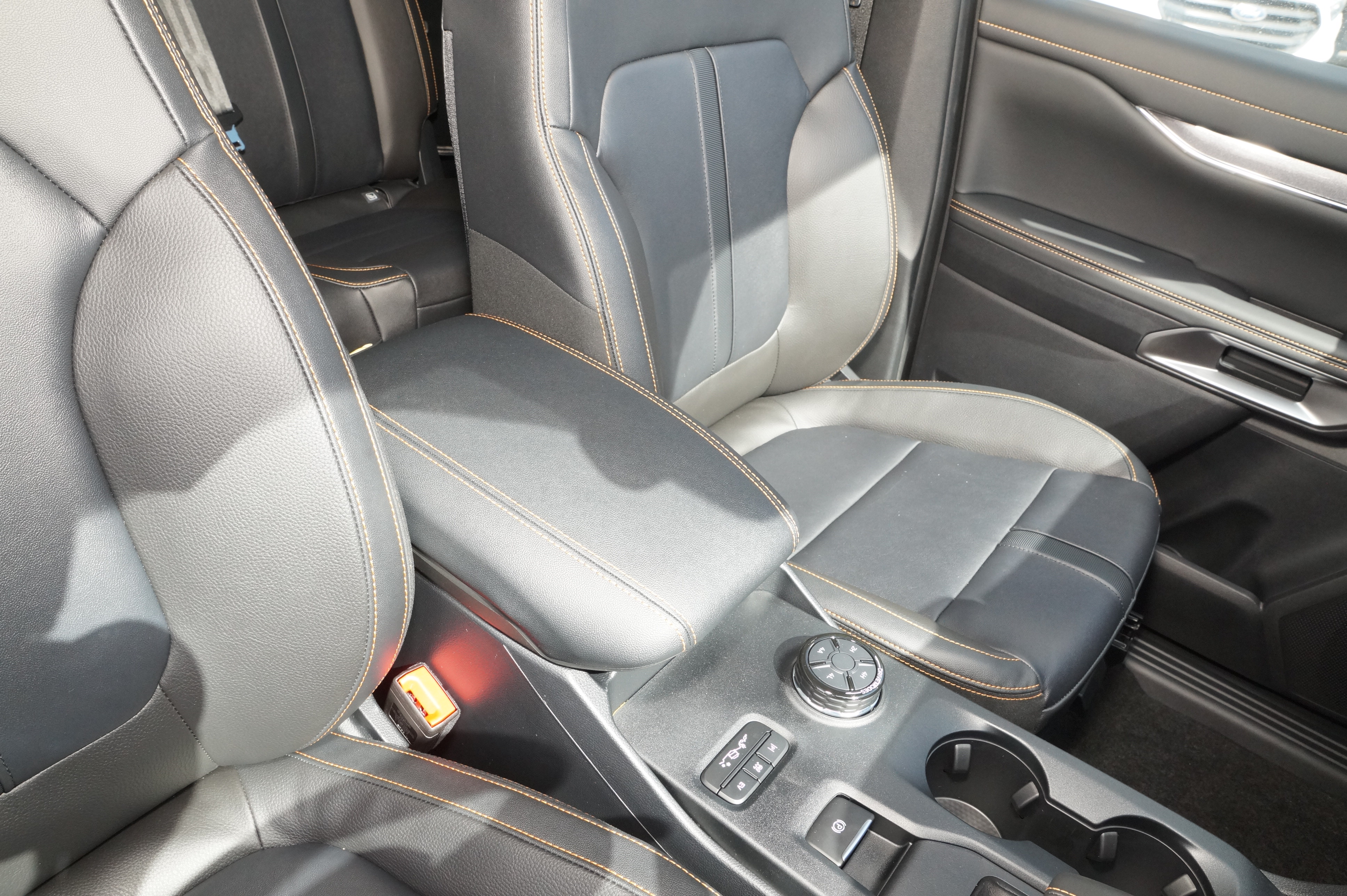 PICK UP D/CAB ECOBOOST PHEV 281