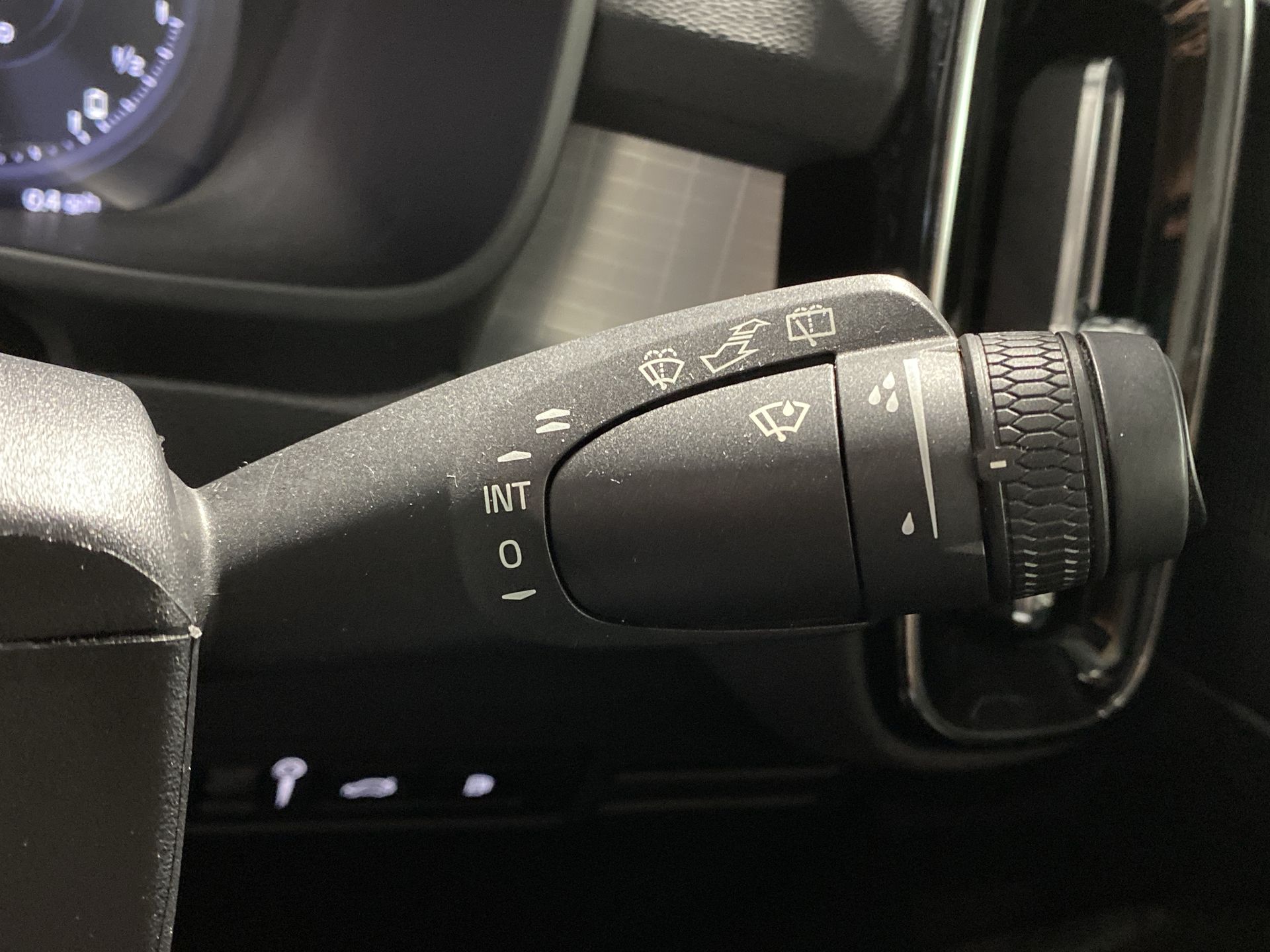 T4 RECHARGE PHEV BRIGHT