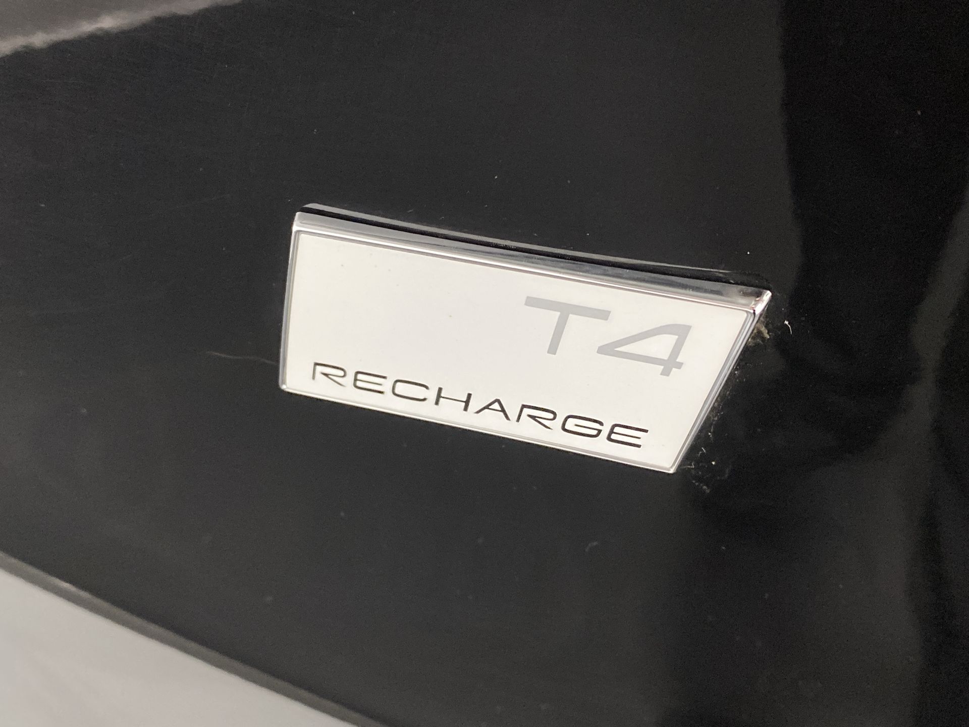 T4 RECHARGE PHEV BRIGHT