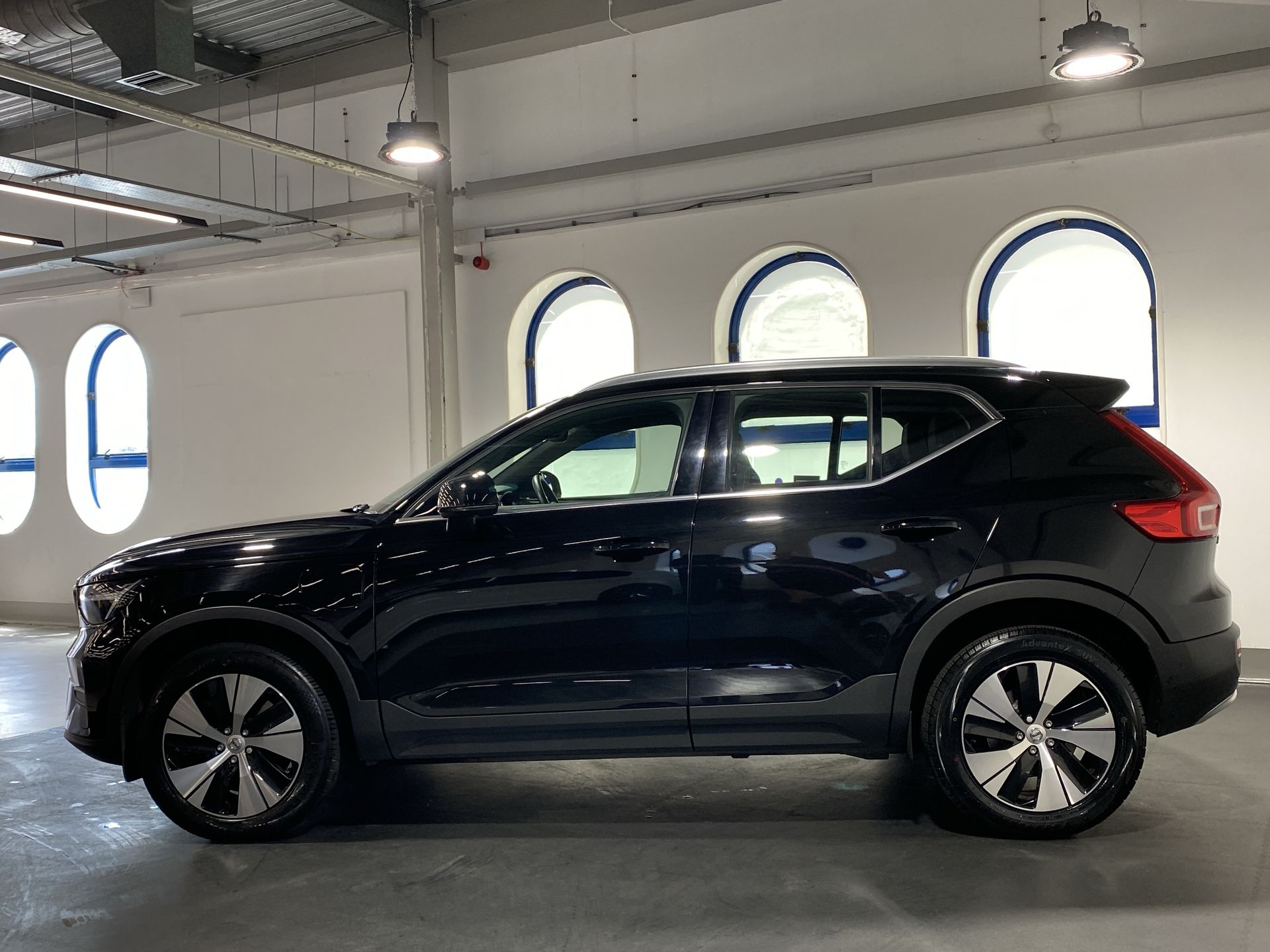 T4 RECHARGE PHEV BRIGHT