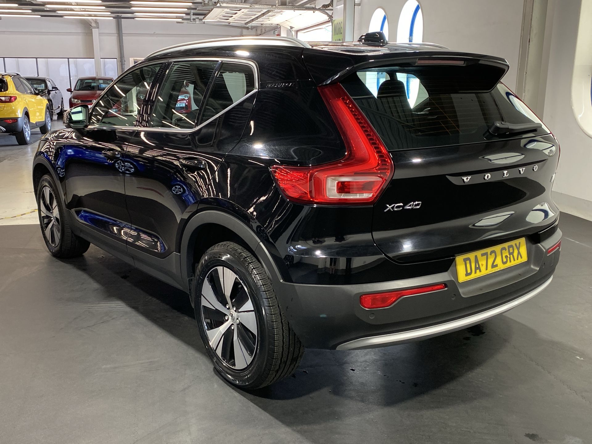 T4 RECHARGE PHEV BRIGHT