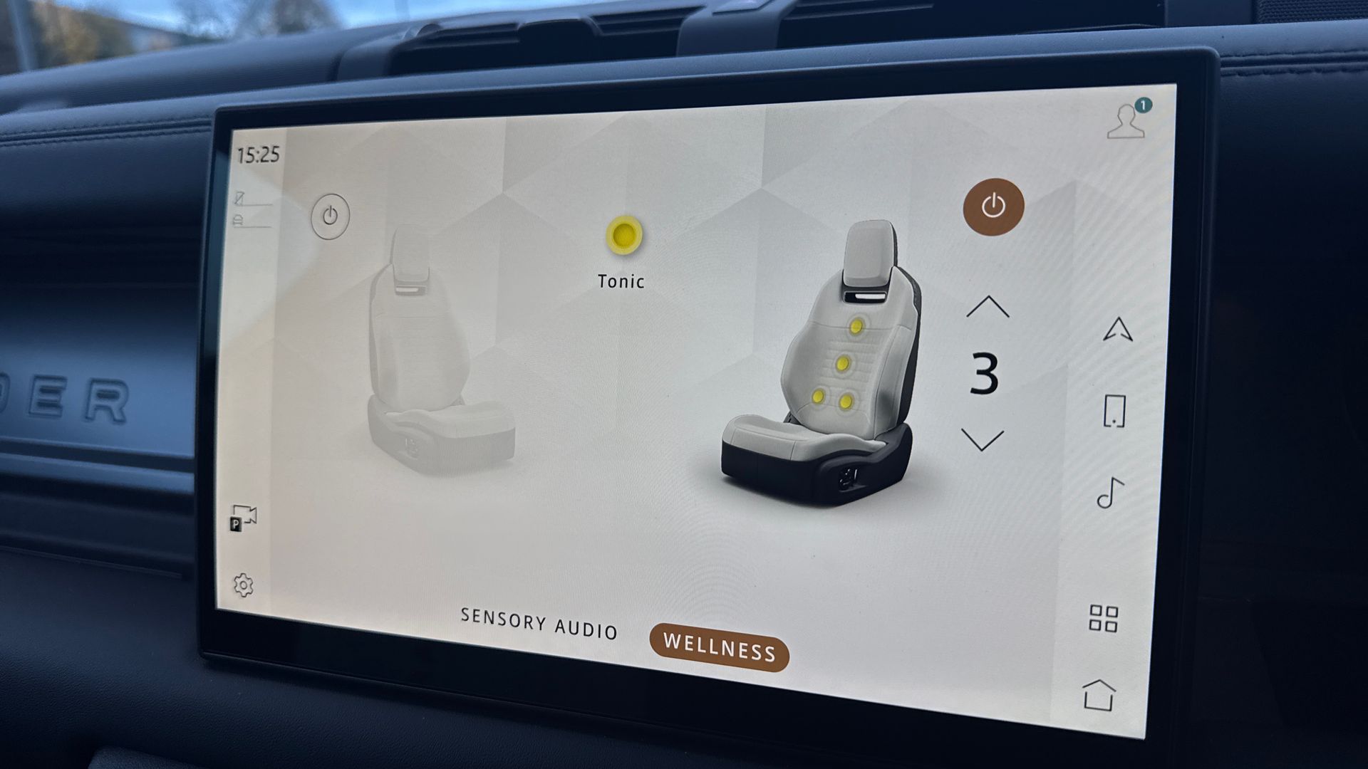 DEFENDER 4.4 P635 OCTA 110 5DR AUTO ESTATE