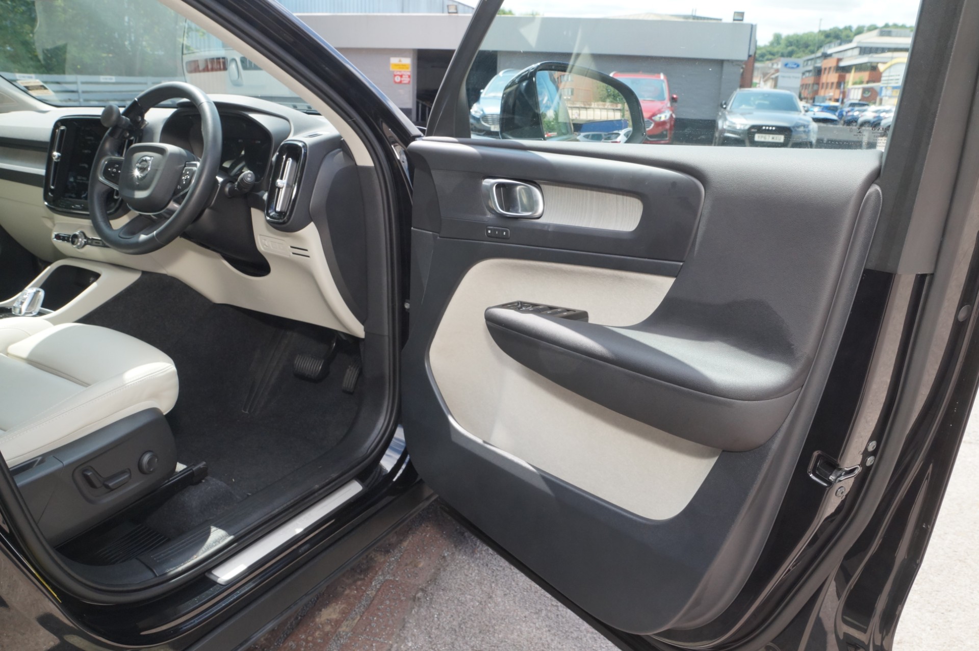 T5 RECHARGE PHEV