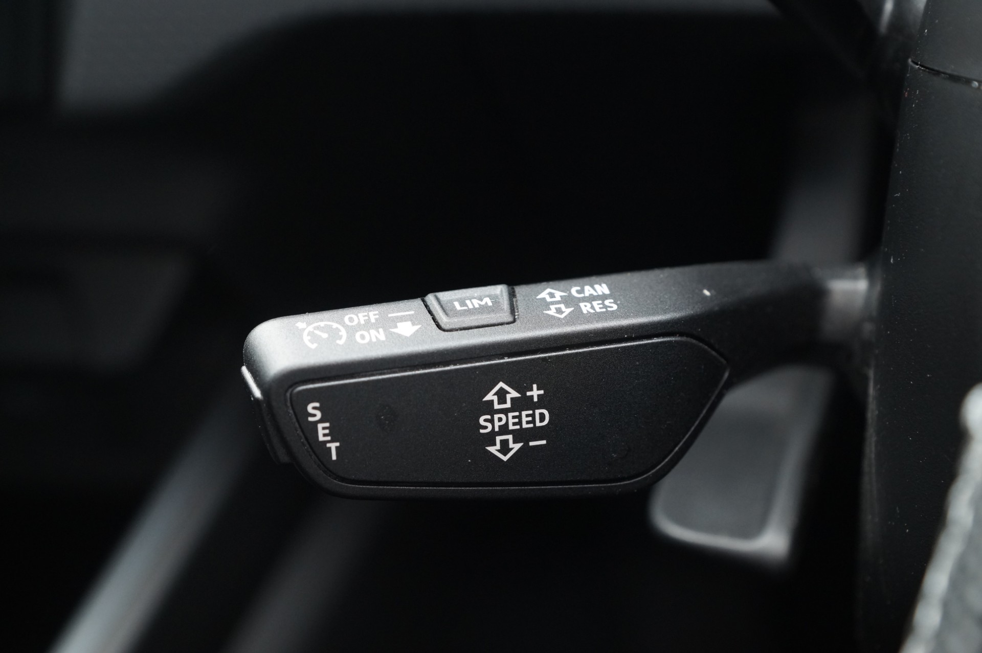 25 TFSI S TRONIC