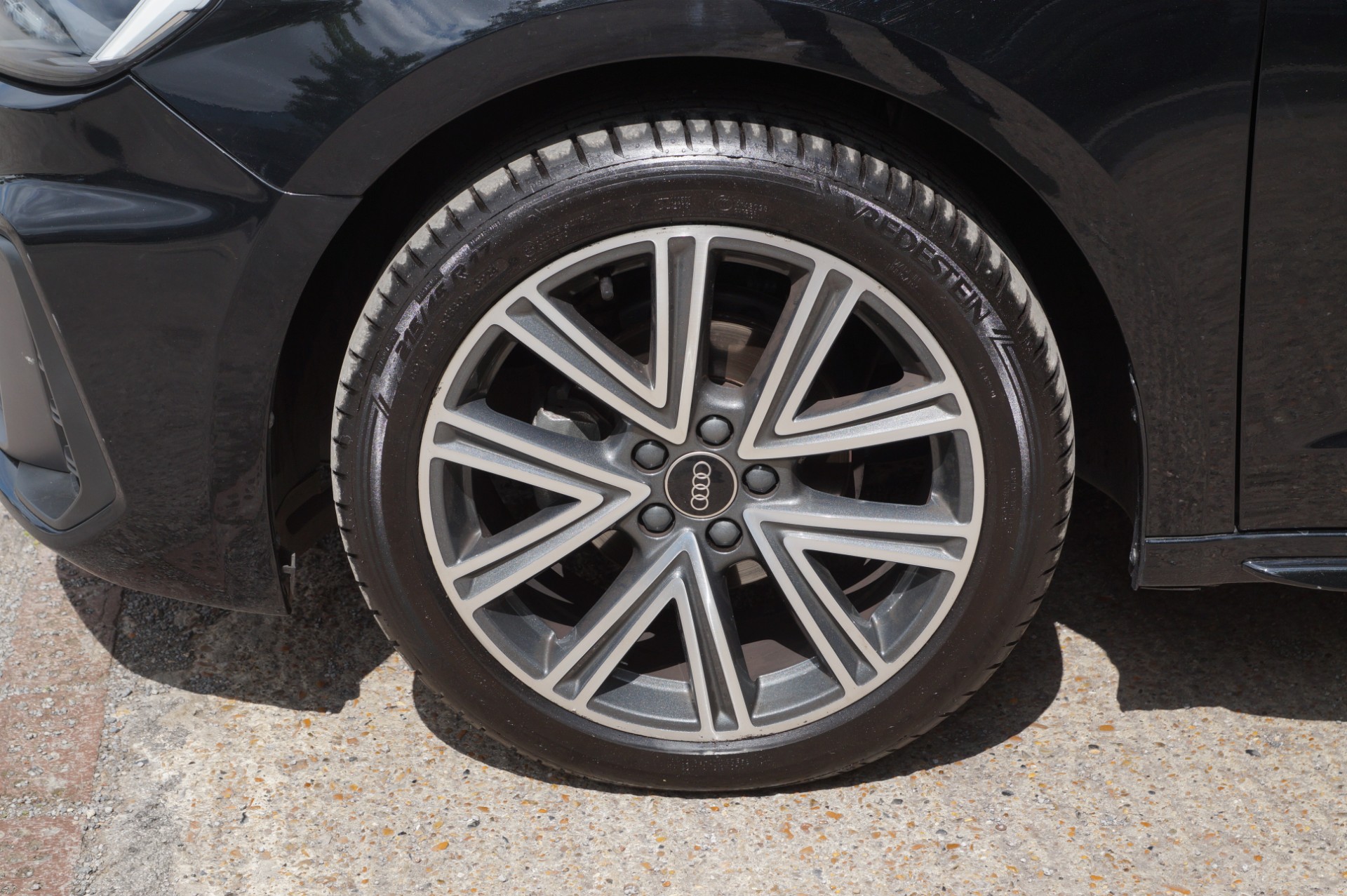 25 TFSI S TRONIC