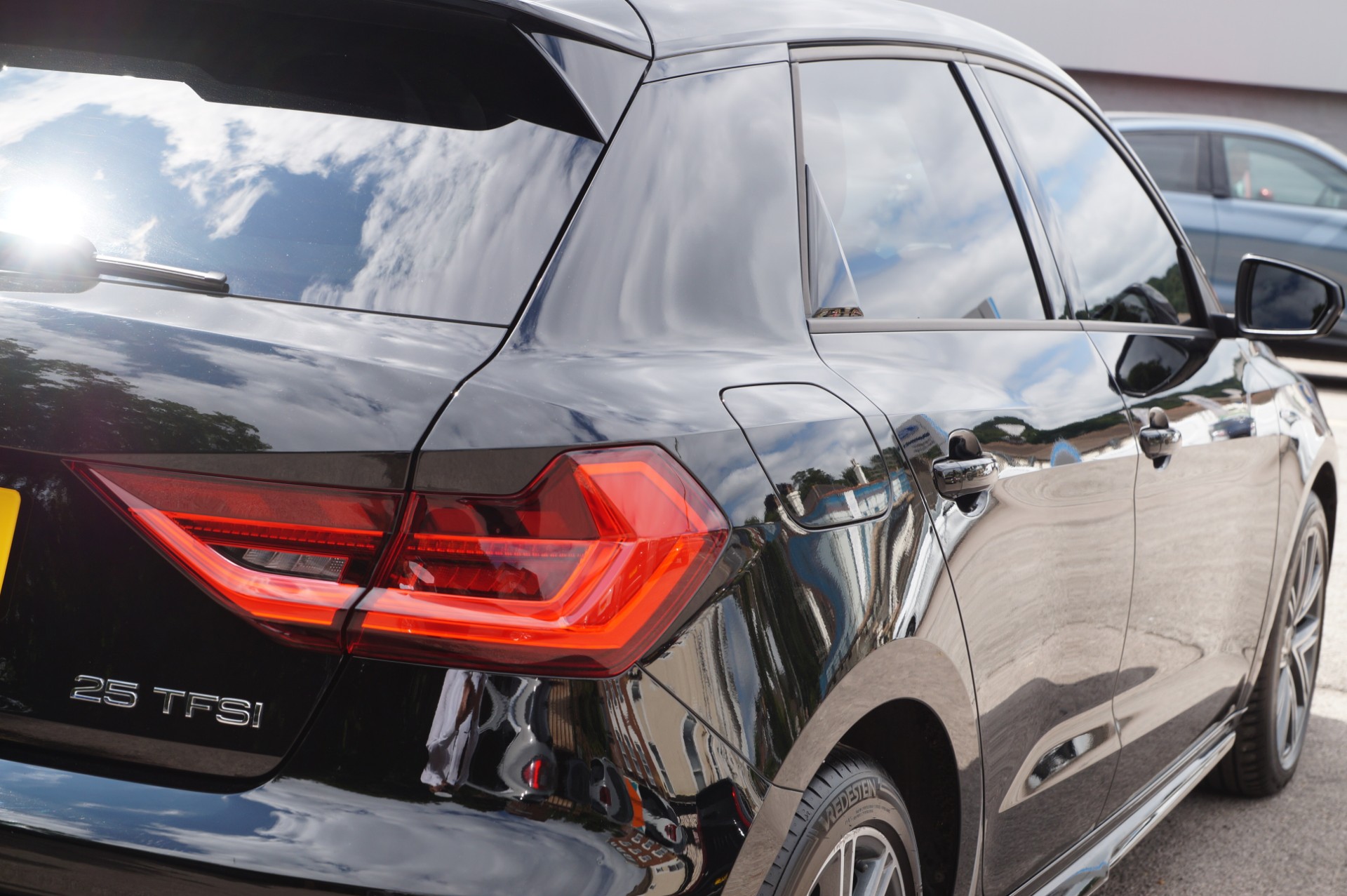 25 TFSI S TRONIC