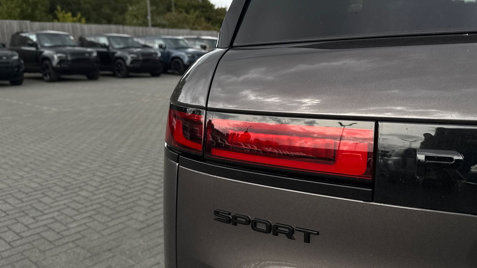 RANGE ROVER SPORT 3.0 P460E AUTOBIOGRAPHY 5DR AUTO ESTATE