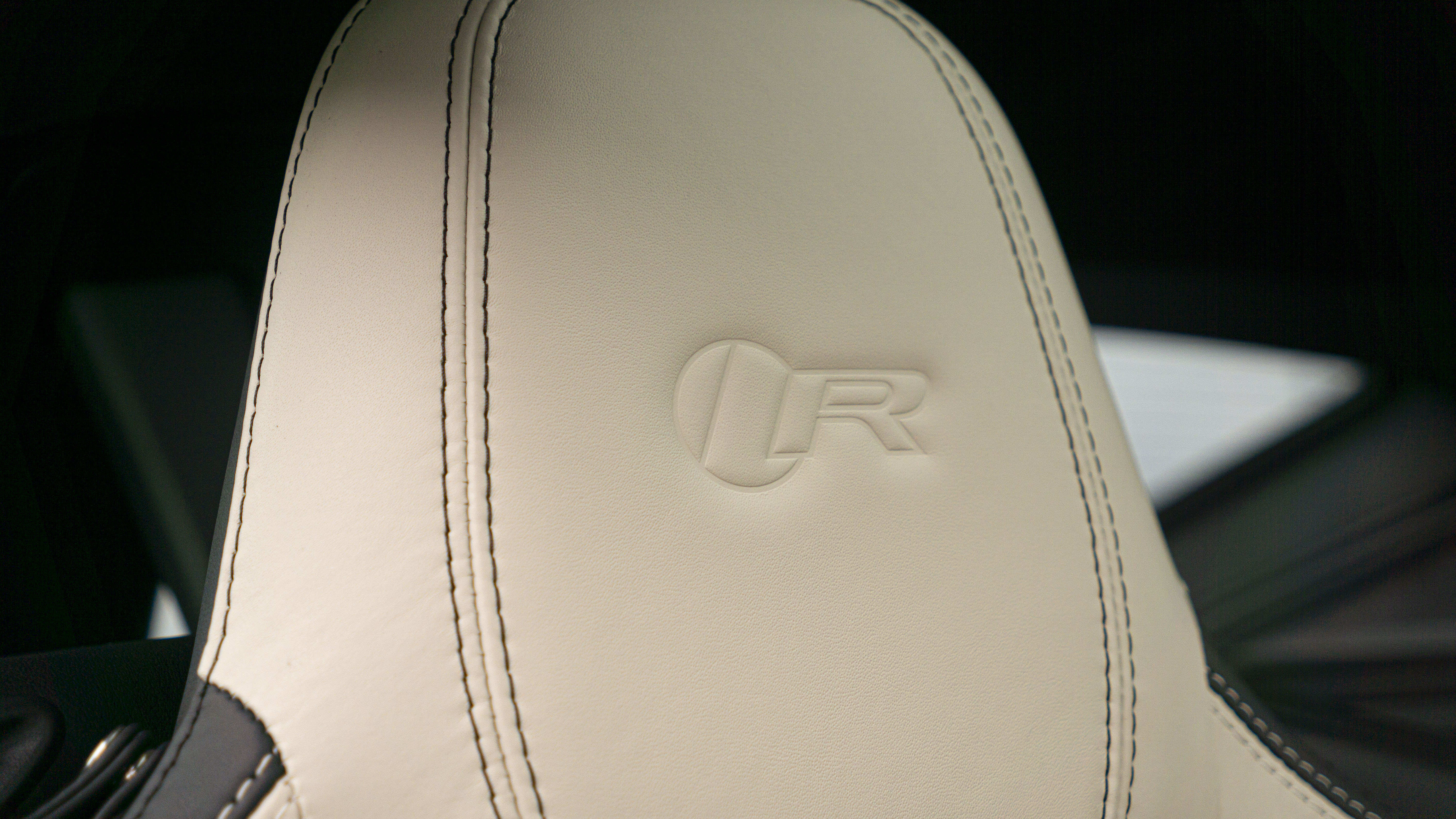 V8 SUPERCHARGED