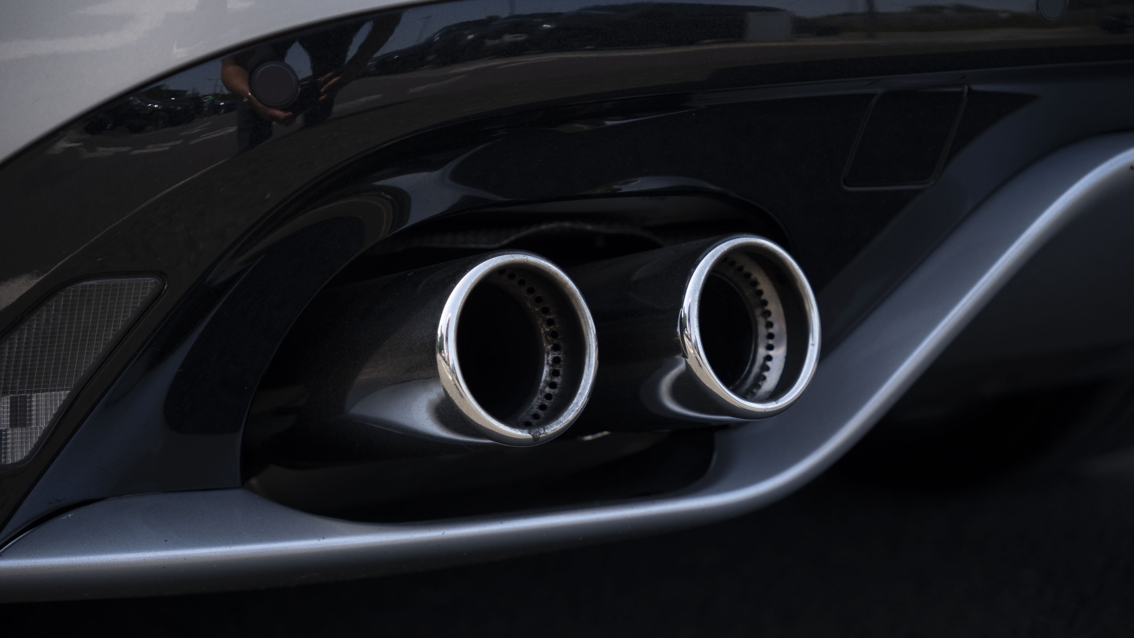 V8 SUPERCHARGED
