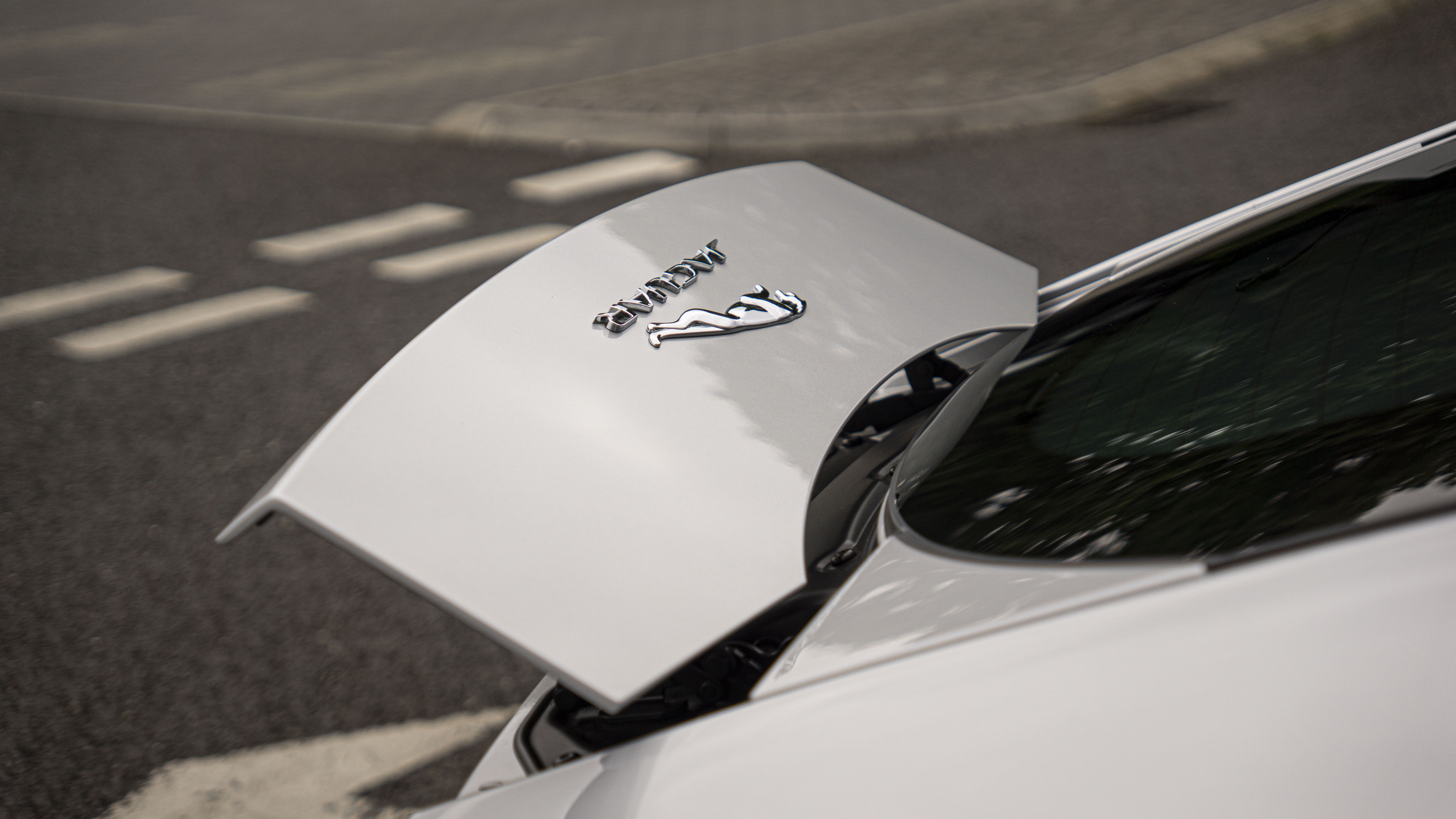 V8 SUPERCHARGED
