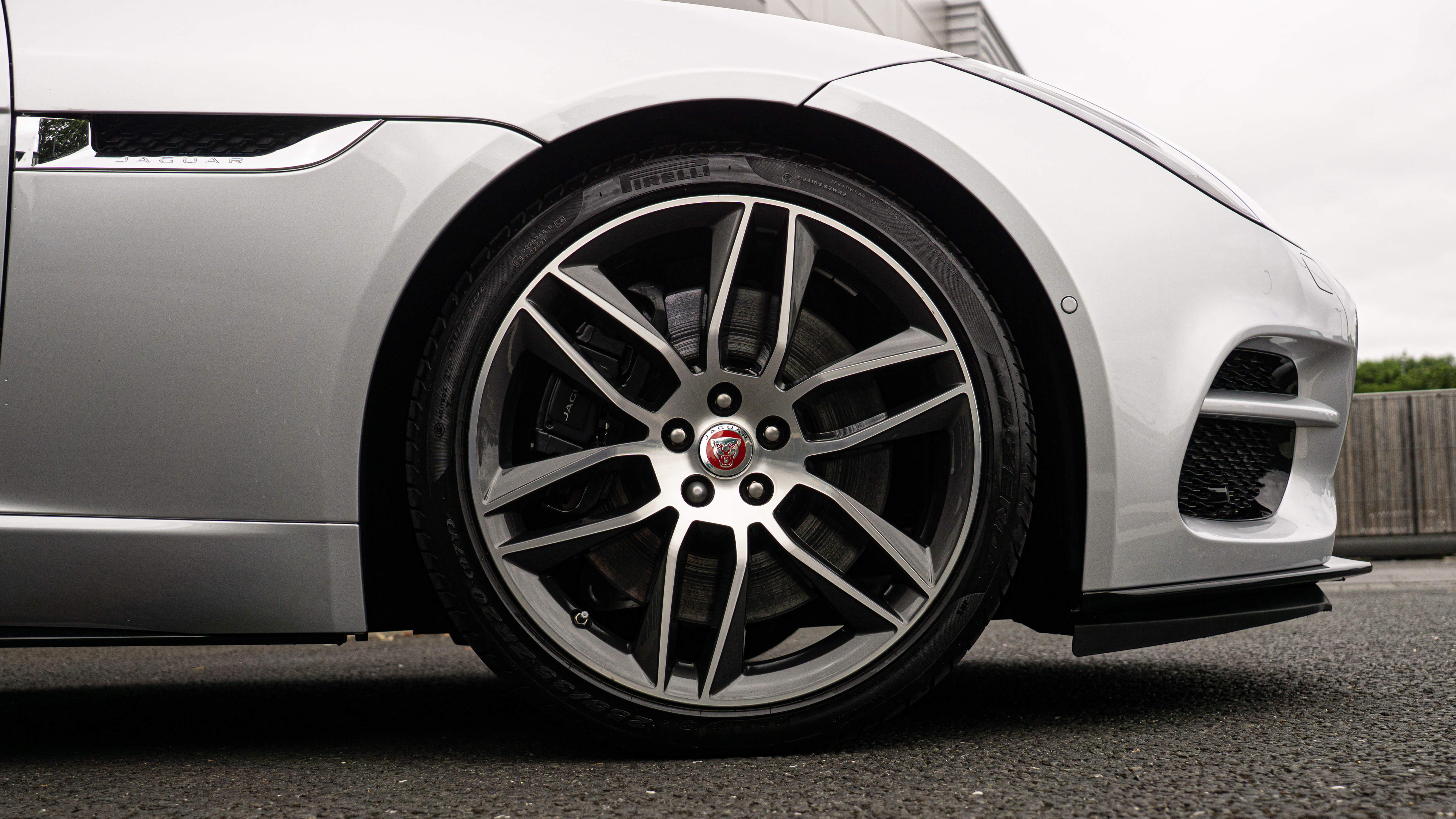 V8 SUPERCHARGED