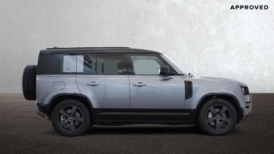LAND ROVER DEFENDER 110