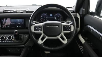 LAND ROVER DEFENDER 110