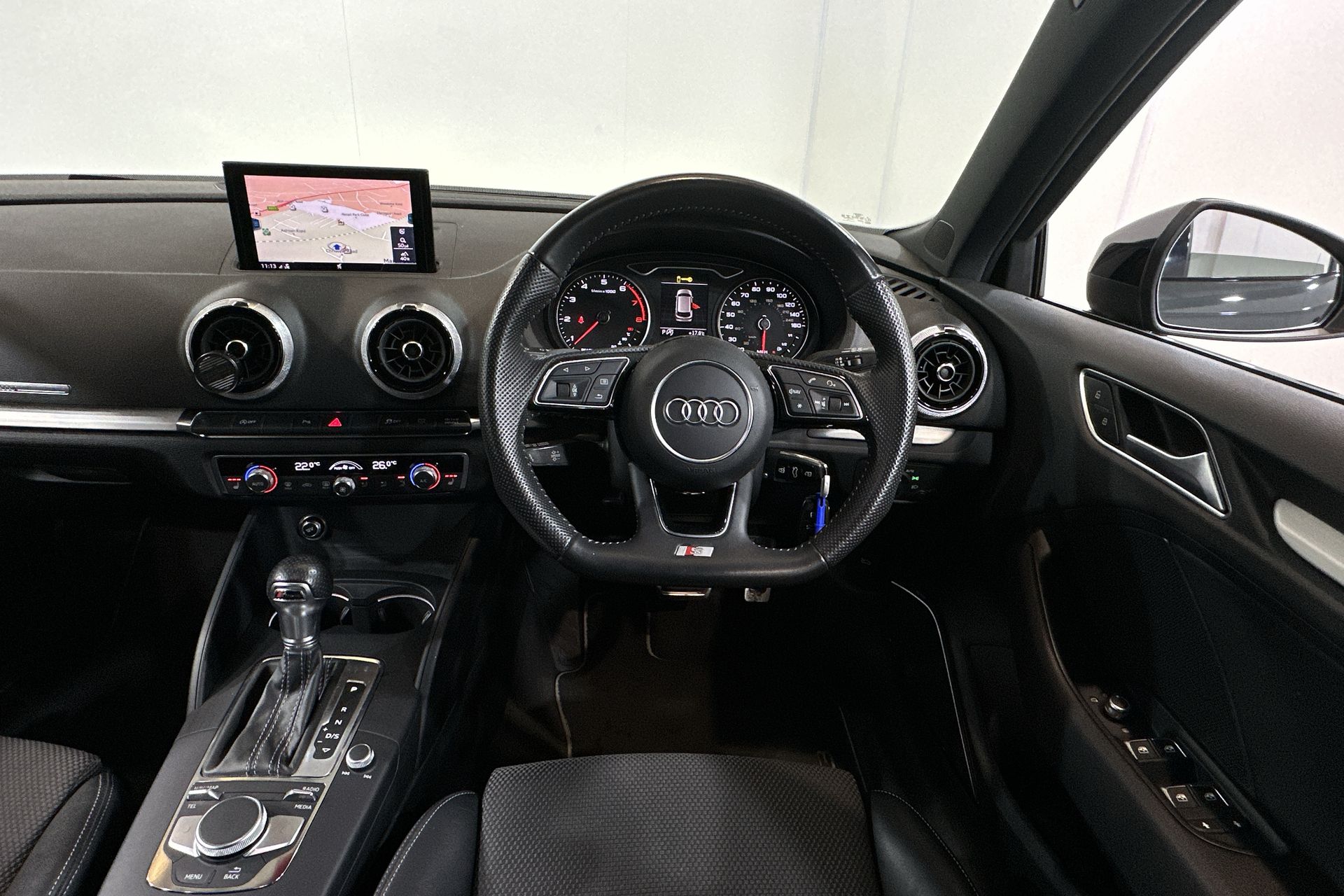 35 TFSI S TRONIC