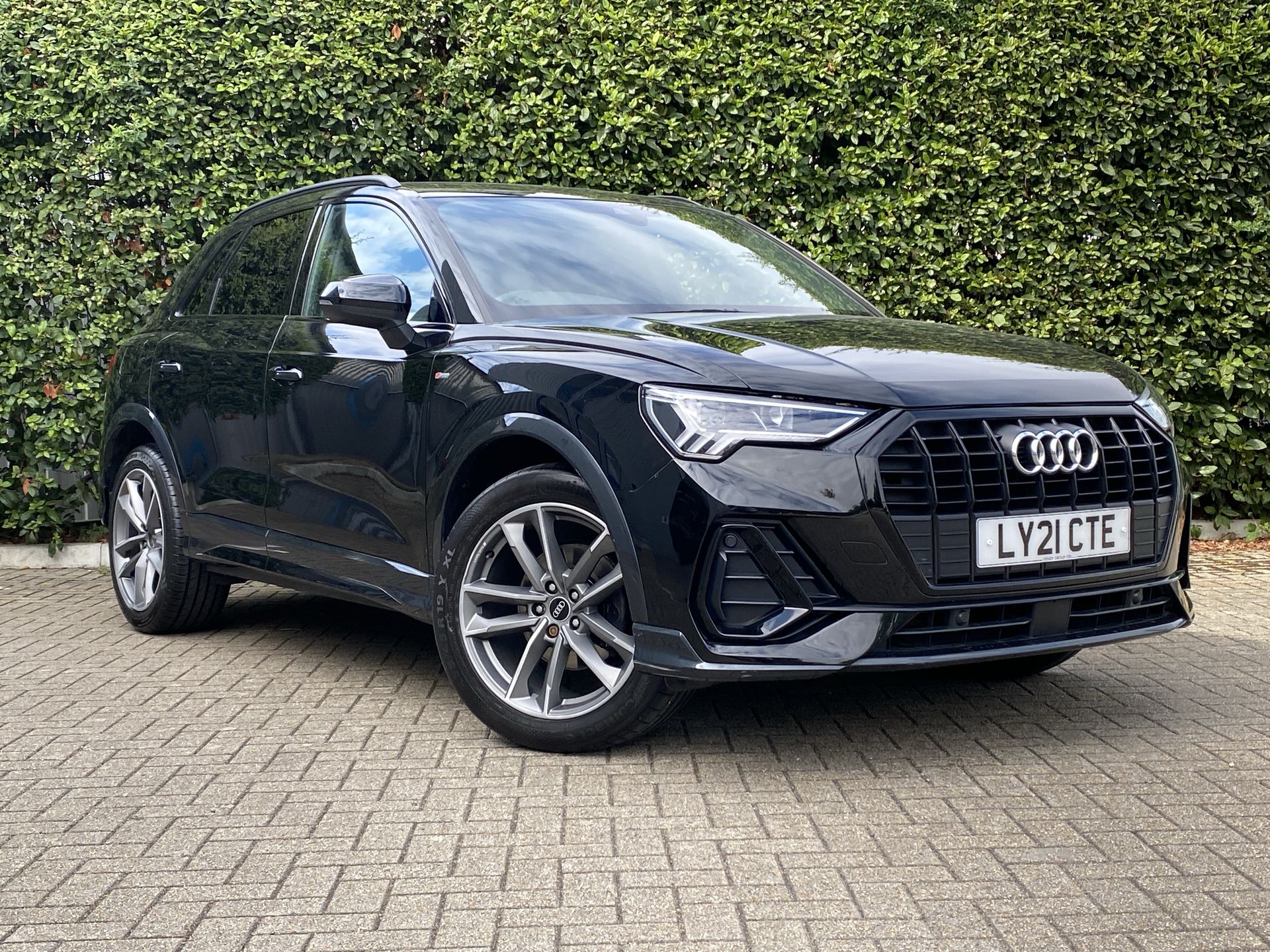 35 TFSI S TRONIC