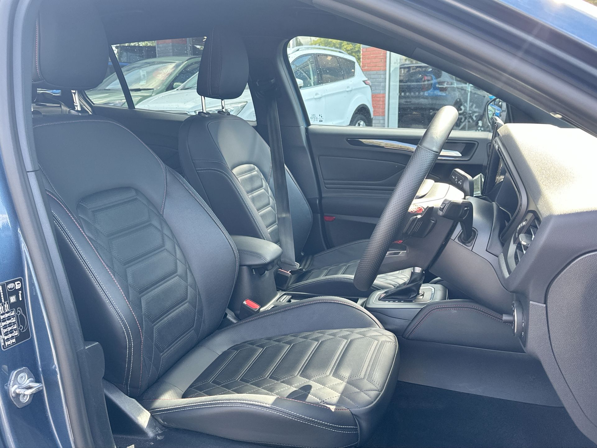 ECOBOOST HYBRID MHEV 155