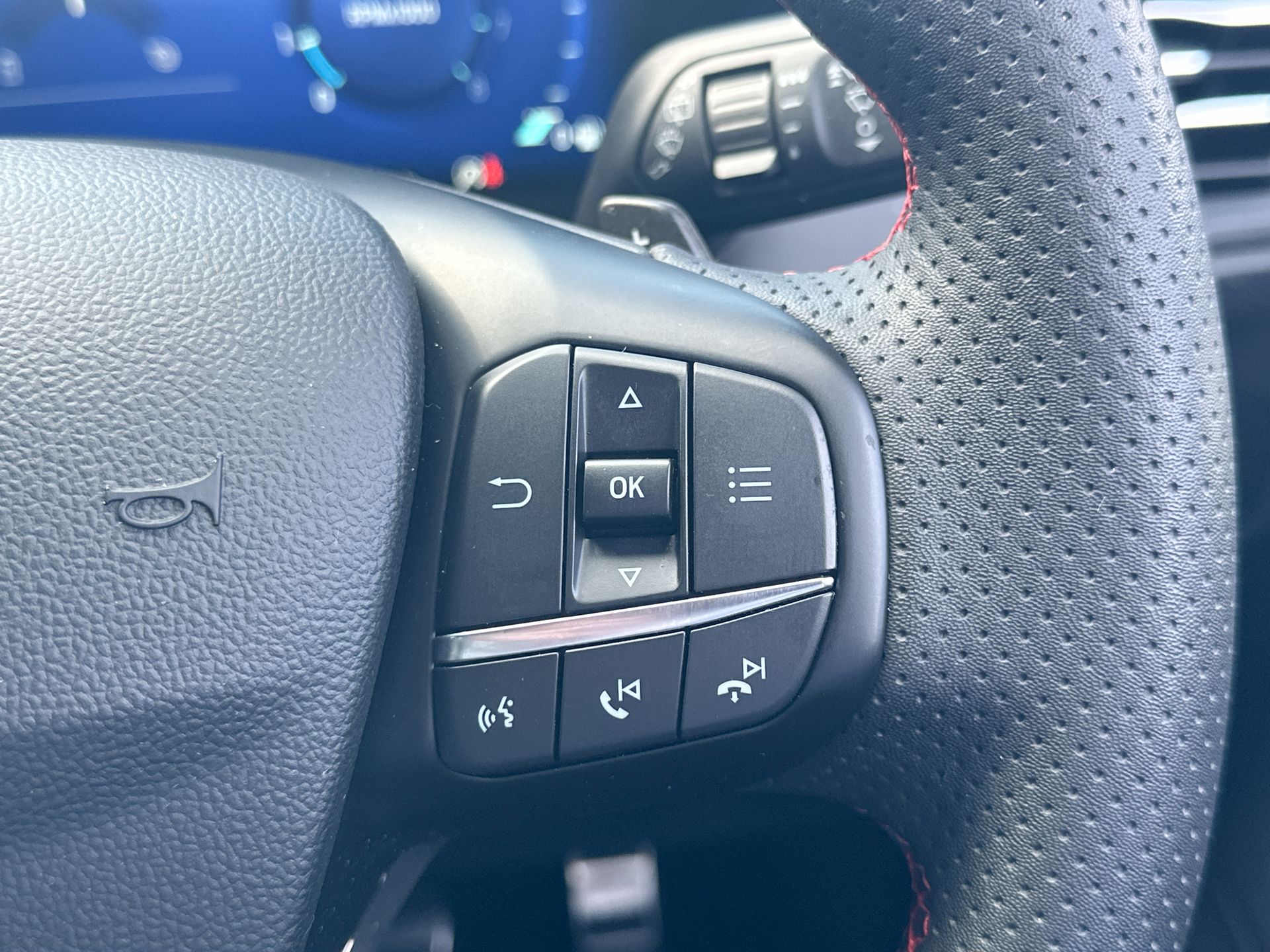 ECOBOOST HYBRID MHEV 155