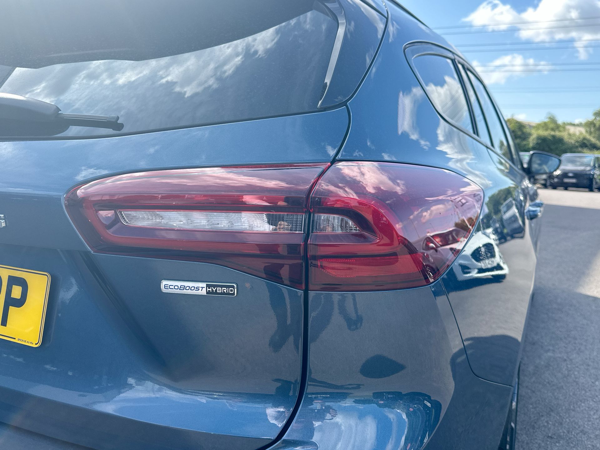 ECOBOOST HYBRID MHEV 155