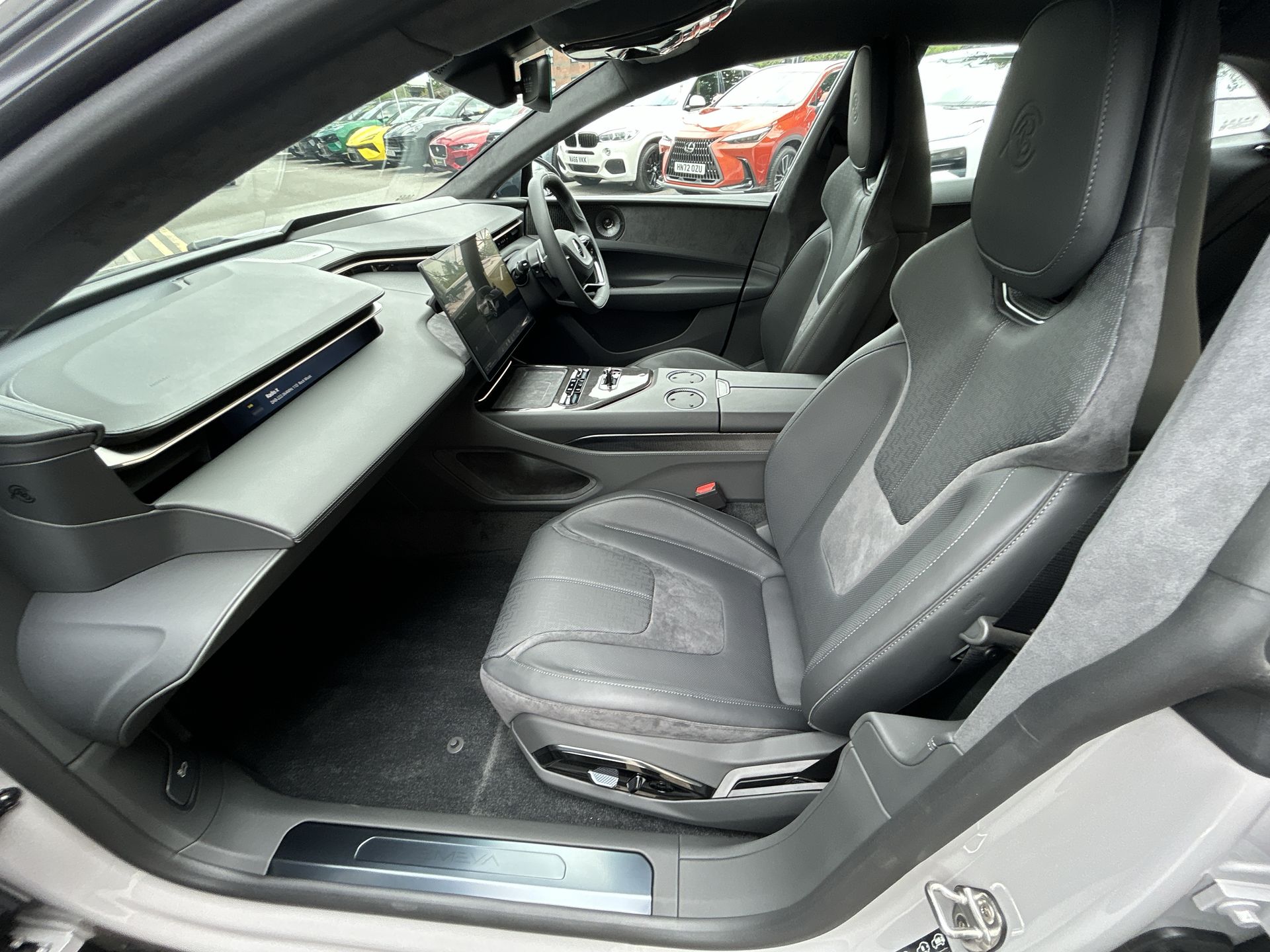 EMEYA 450KW 600 GT 102KWH 4DR AUTO SALOON