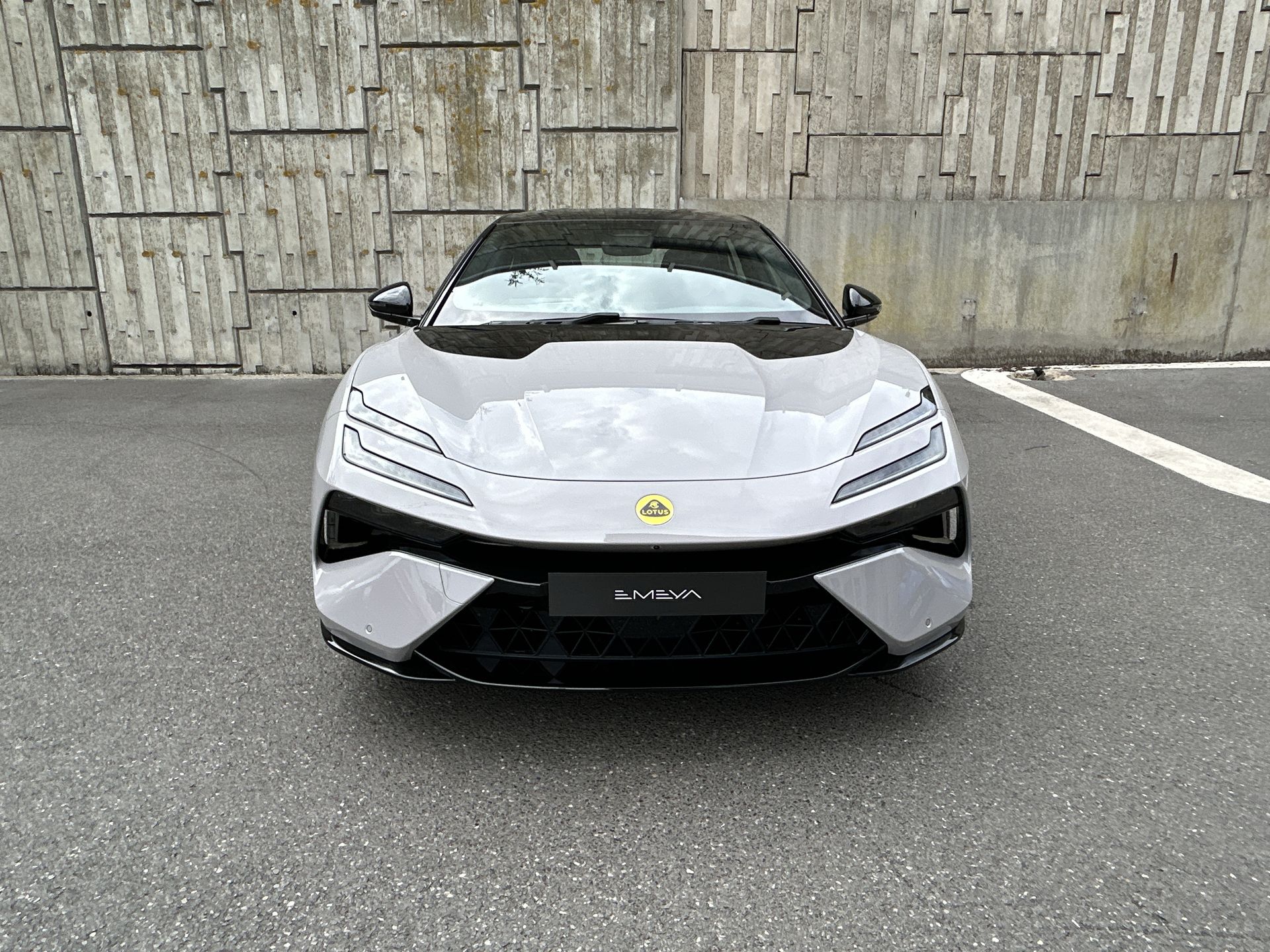 EMEYA 450KW 600 GT 102KWH 4DR AUTO SALOON