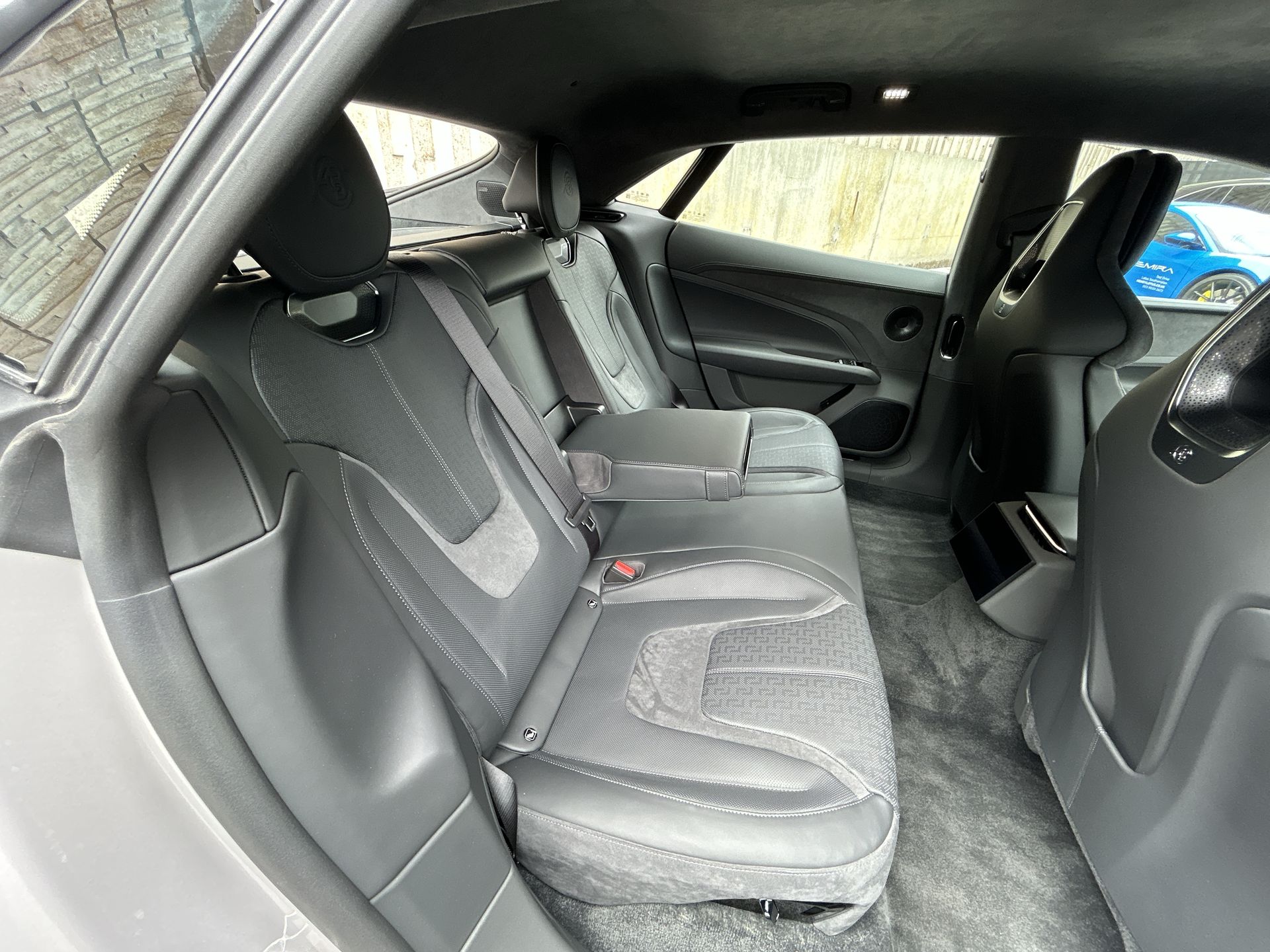 EMEYA 450KW 600 GT 102KWH 4DR AUTO SALOON