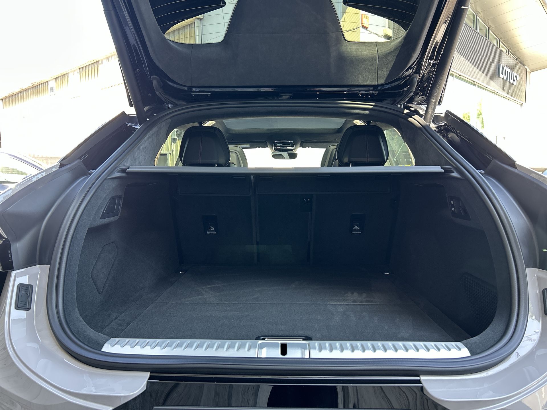 ELETRE 450KW 600 SPORT SE 112KWH 5DR AUTO ESTATE