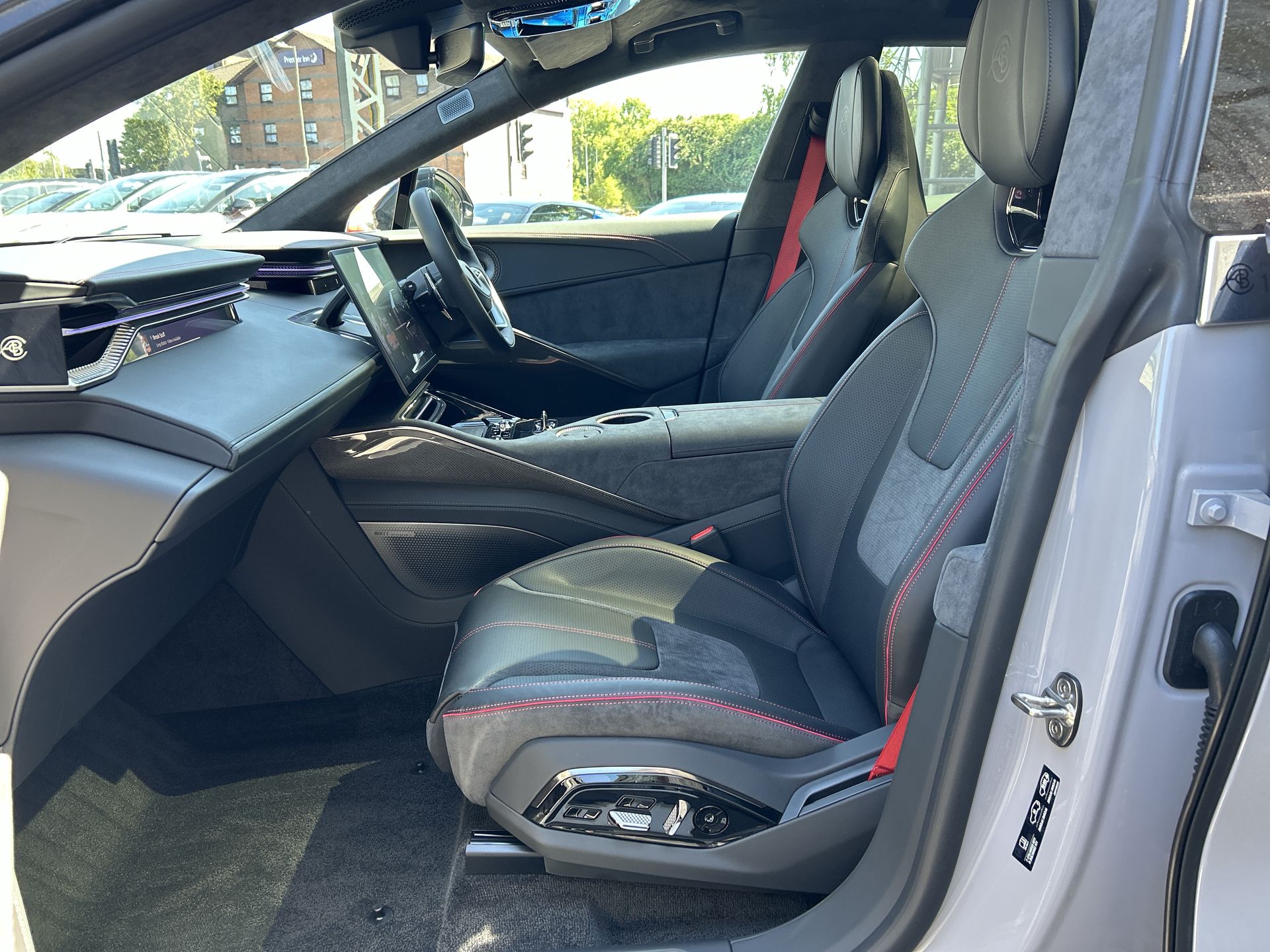 ELETRE 450KW 600 SPORT SE 112KWH 5DR AUTO ESTATE