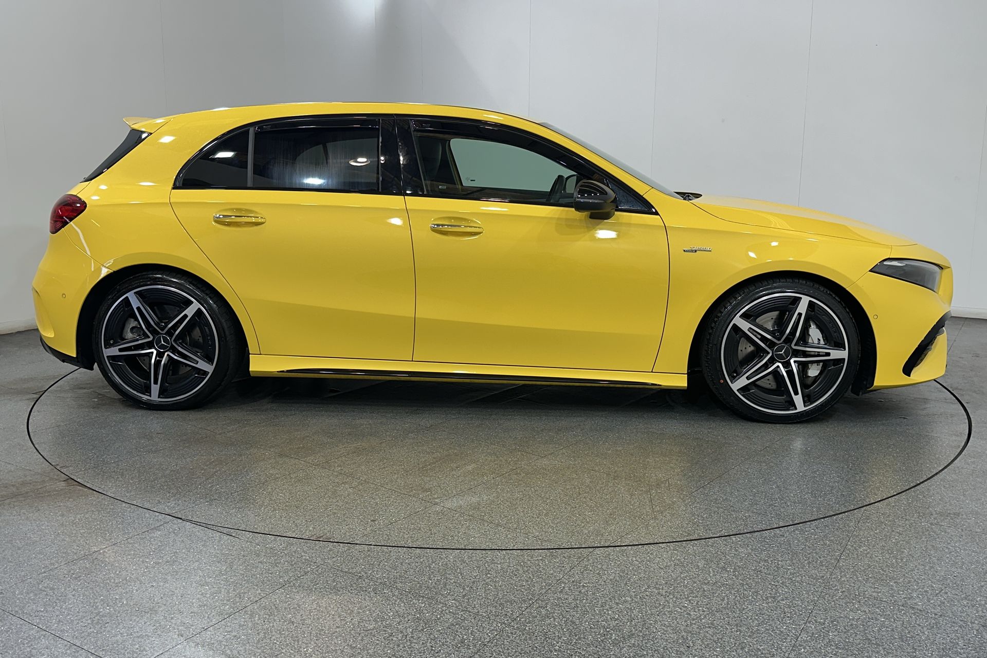A35 4MATIC PREMIUM