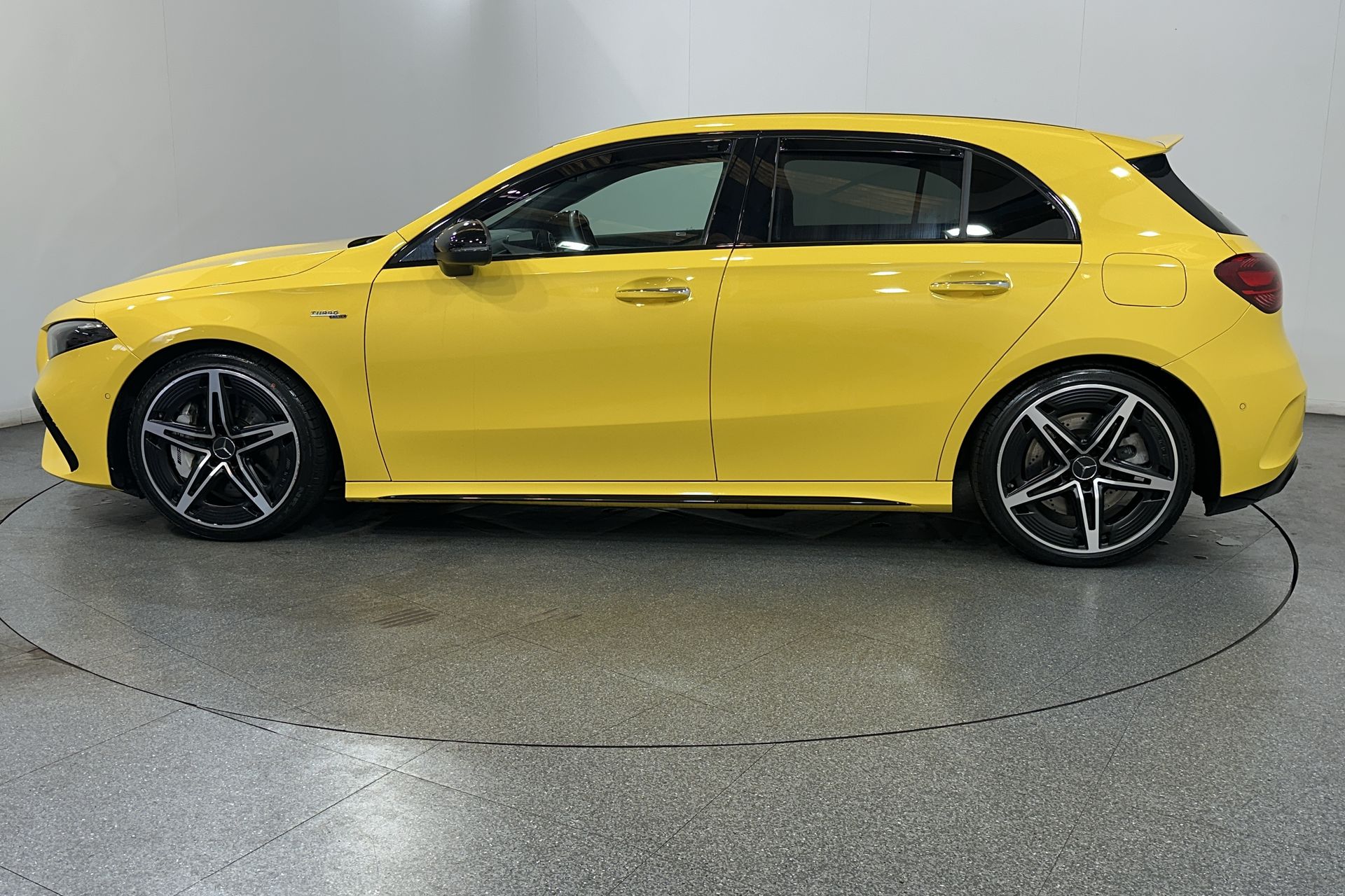 A35 4MATIC PREMIUM