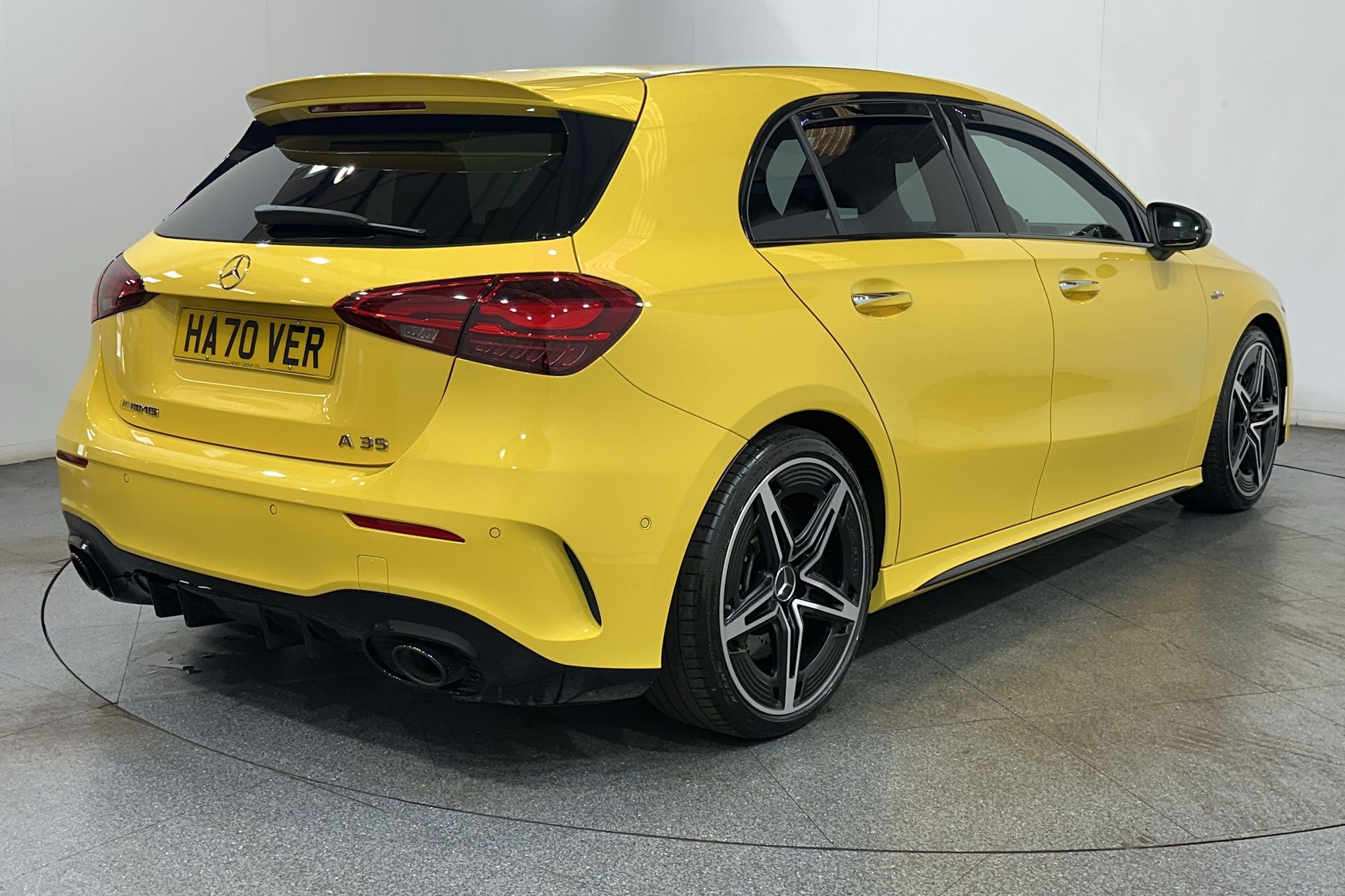 A35 4MATIC PREMIUM