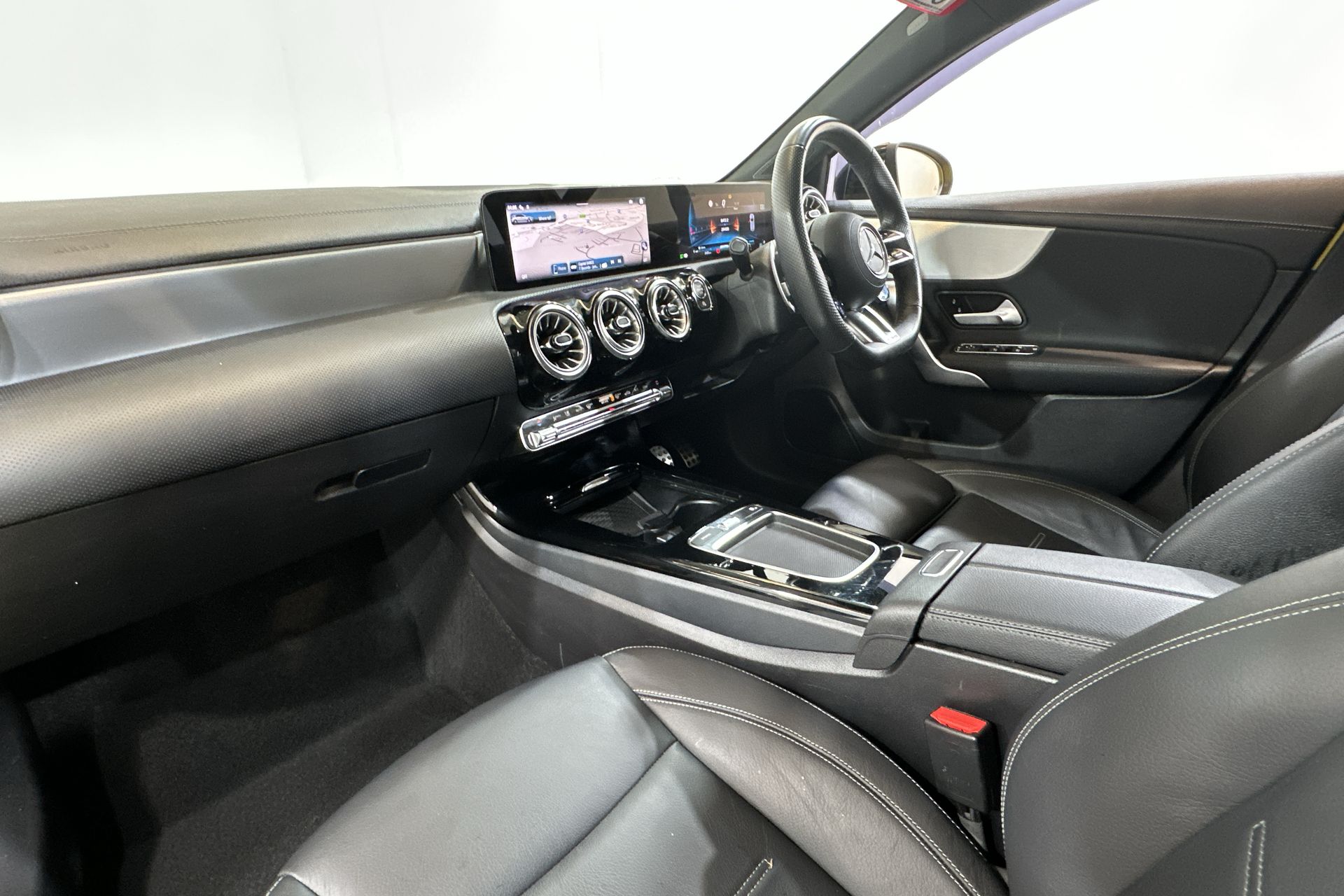 A35 4MATIC PREMIUM