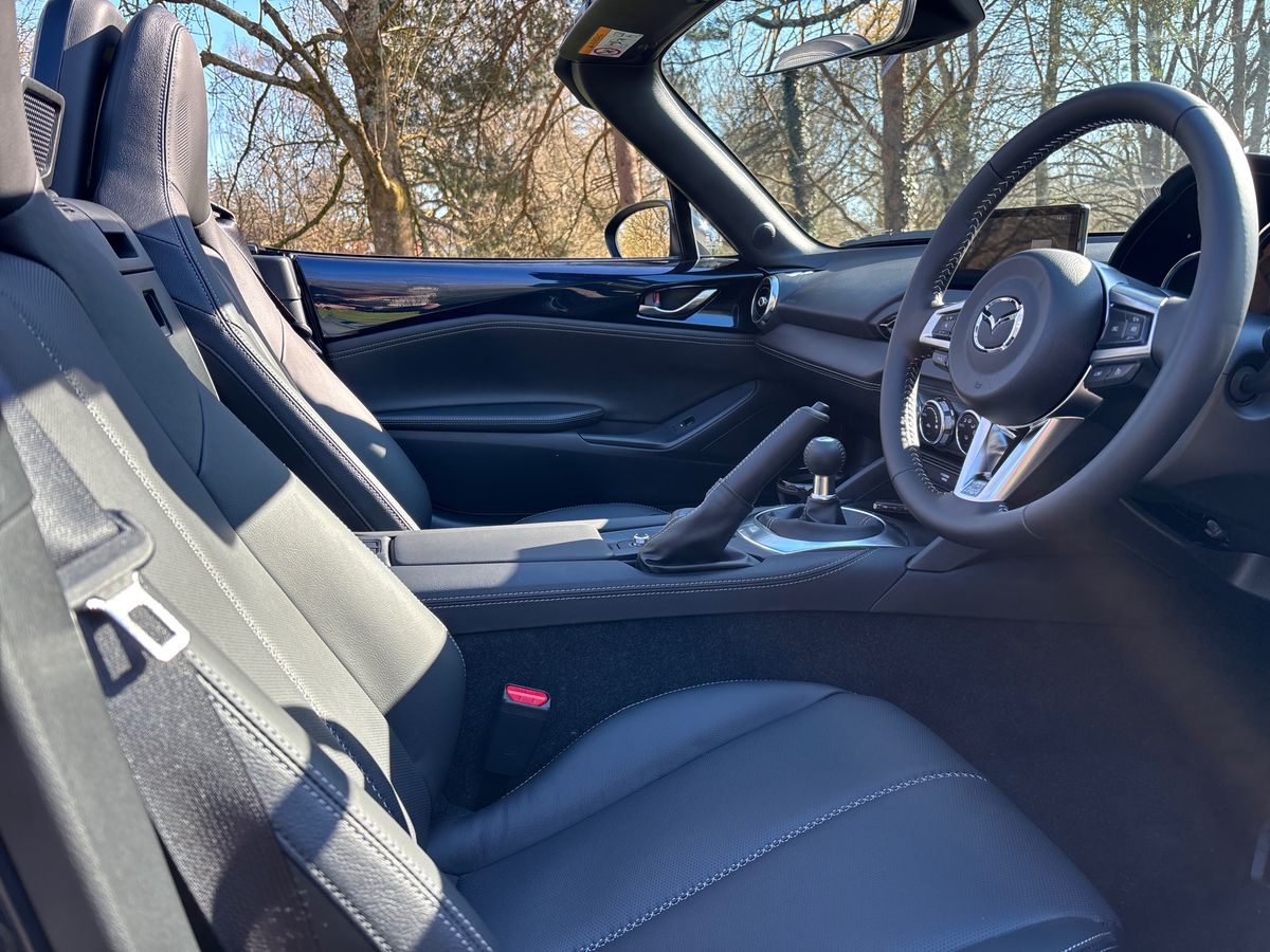 MX-5 2.0 [184] EXCLUSIVE-LINE 2DR CONVERTIBLE