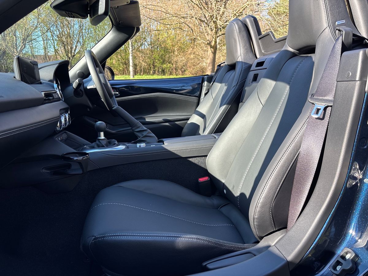 MX-5 2.0 [184] EXCLUSIVE-LINE 2DR CONVERTIBLE