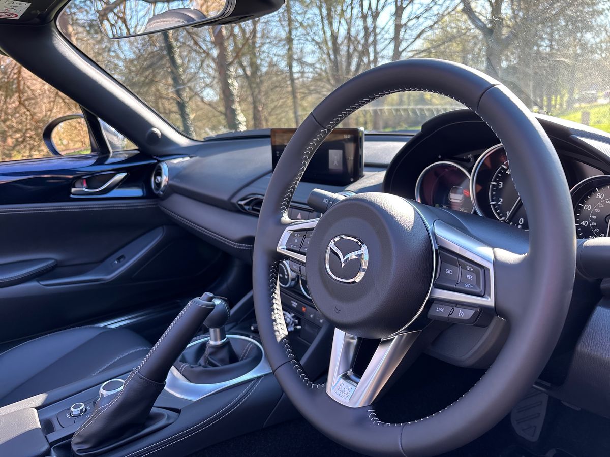 MX-5 2.0 [184] EXCLUSIVE-LINE 2DR CONVERTIBLE