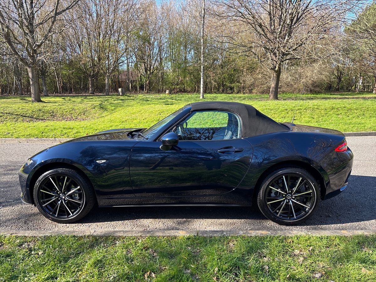 MX-5 2.0 [184] EXCLUSIVE-LINE 2DR CONVERTIBLE