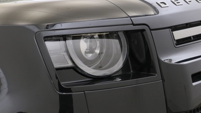 LAND ROVER DEFENDER 110