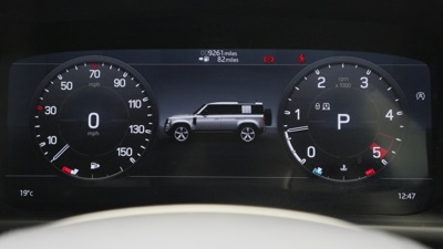 LAND ROVER DEFENDER 110