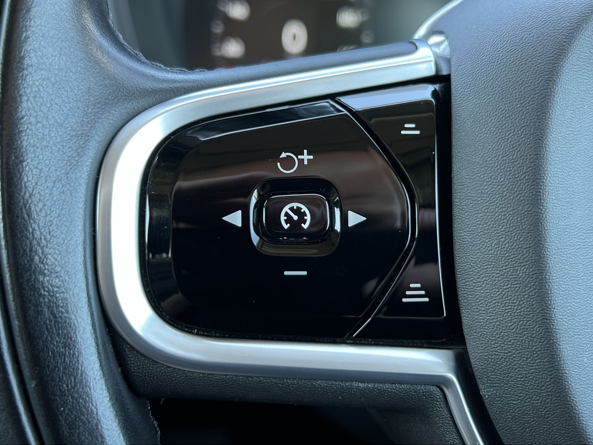 B4D AWD GEARTRONIC
