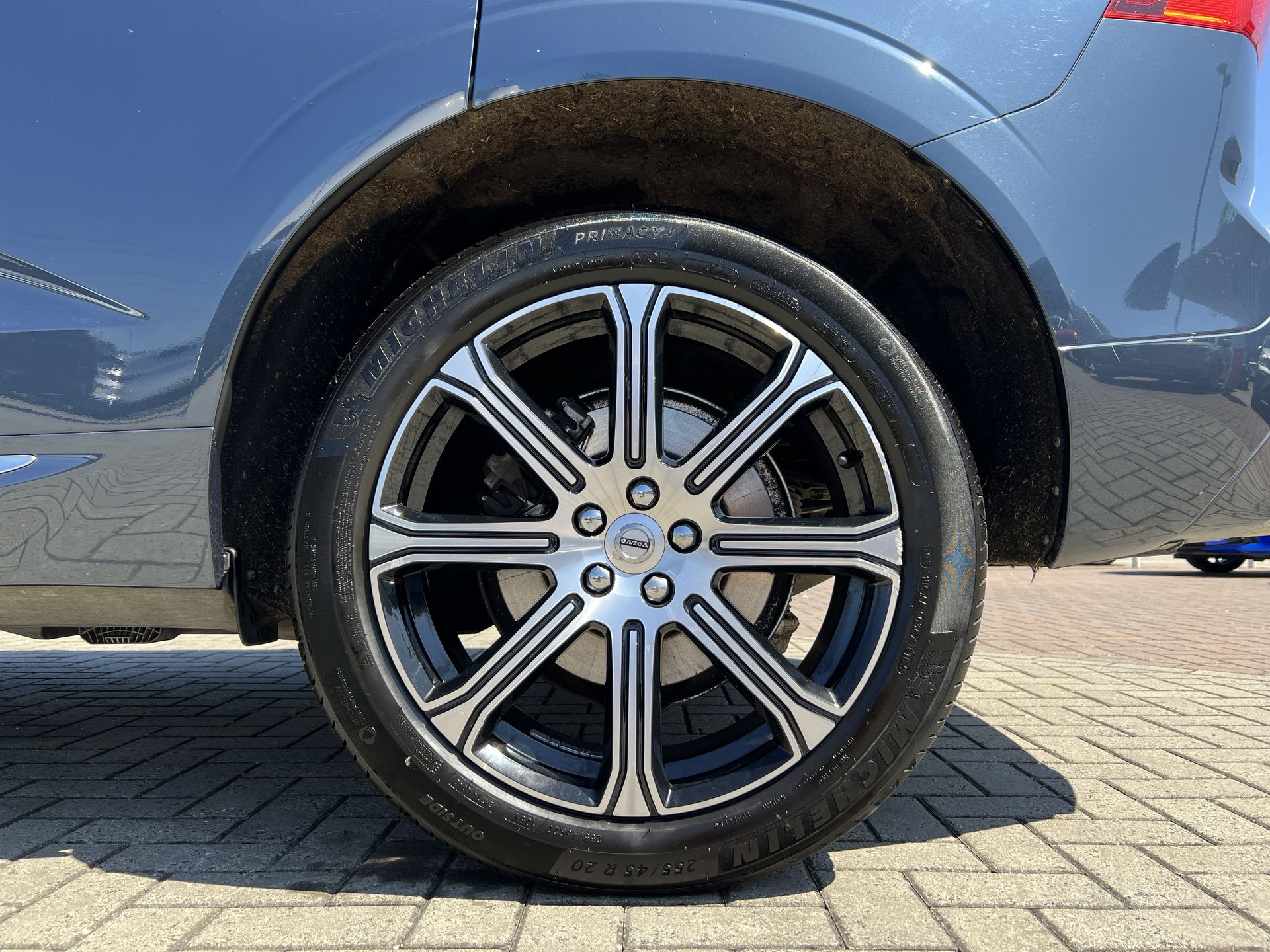 B4D AWD GEARTRONIC