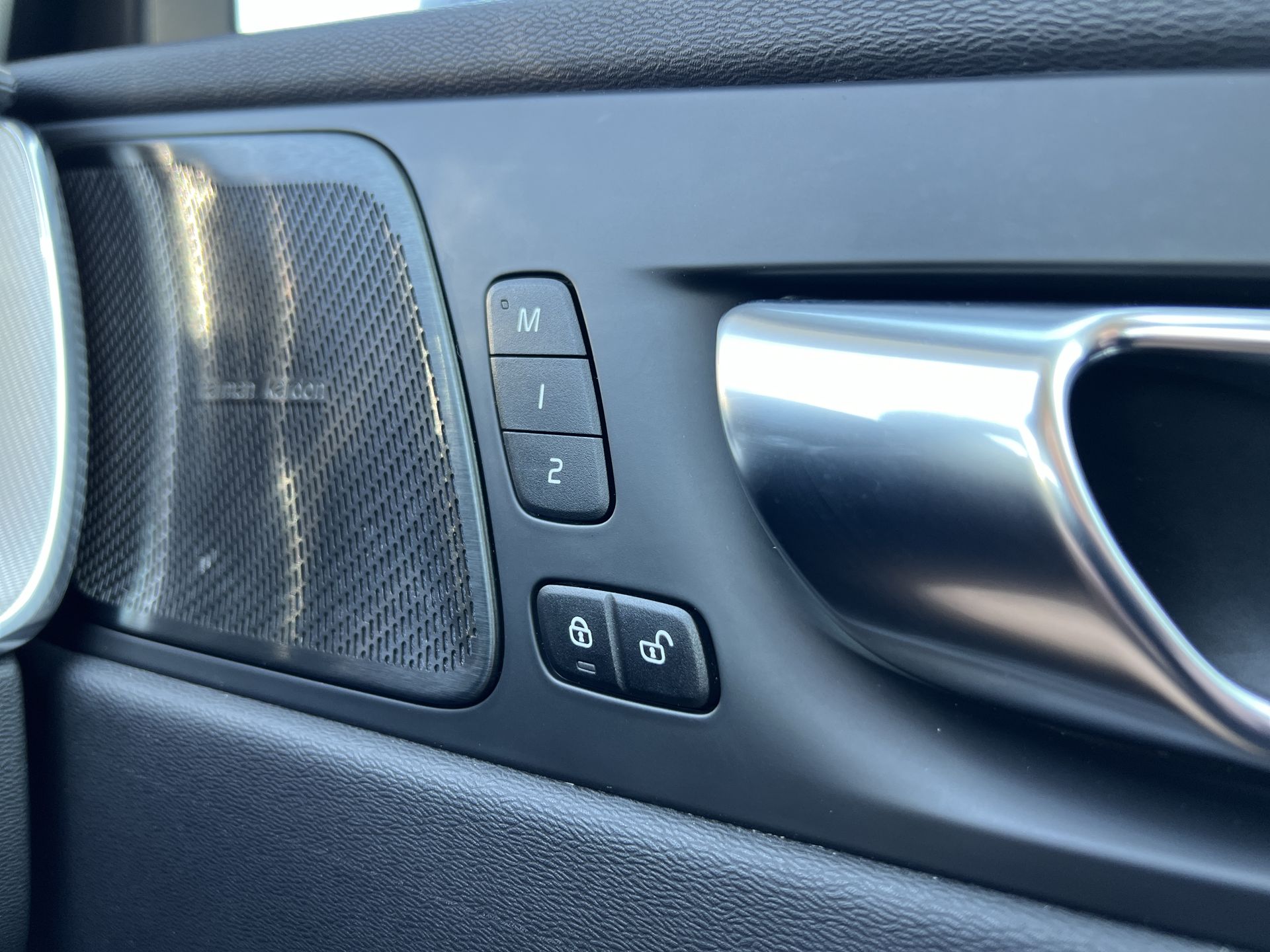 B4D AWD GEARTRONIC