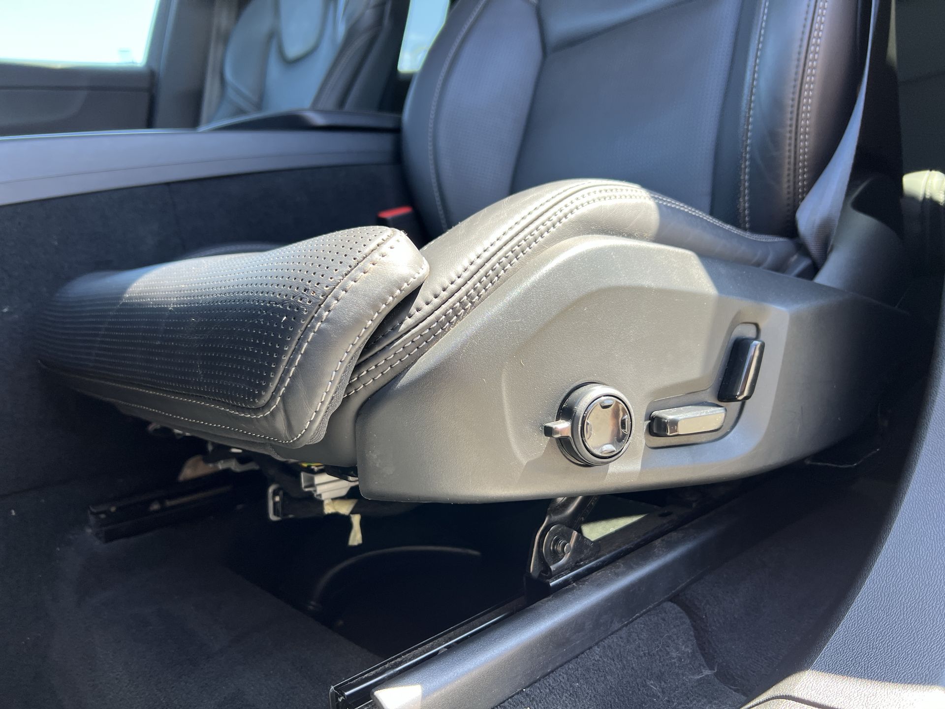 B4D AWD GEARTRONIC