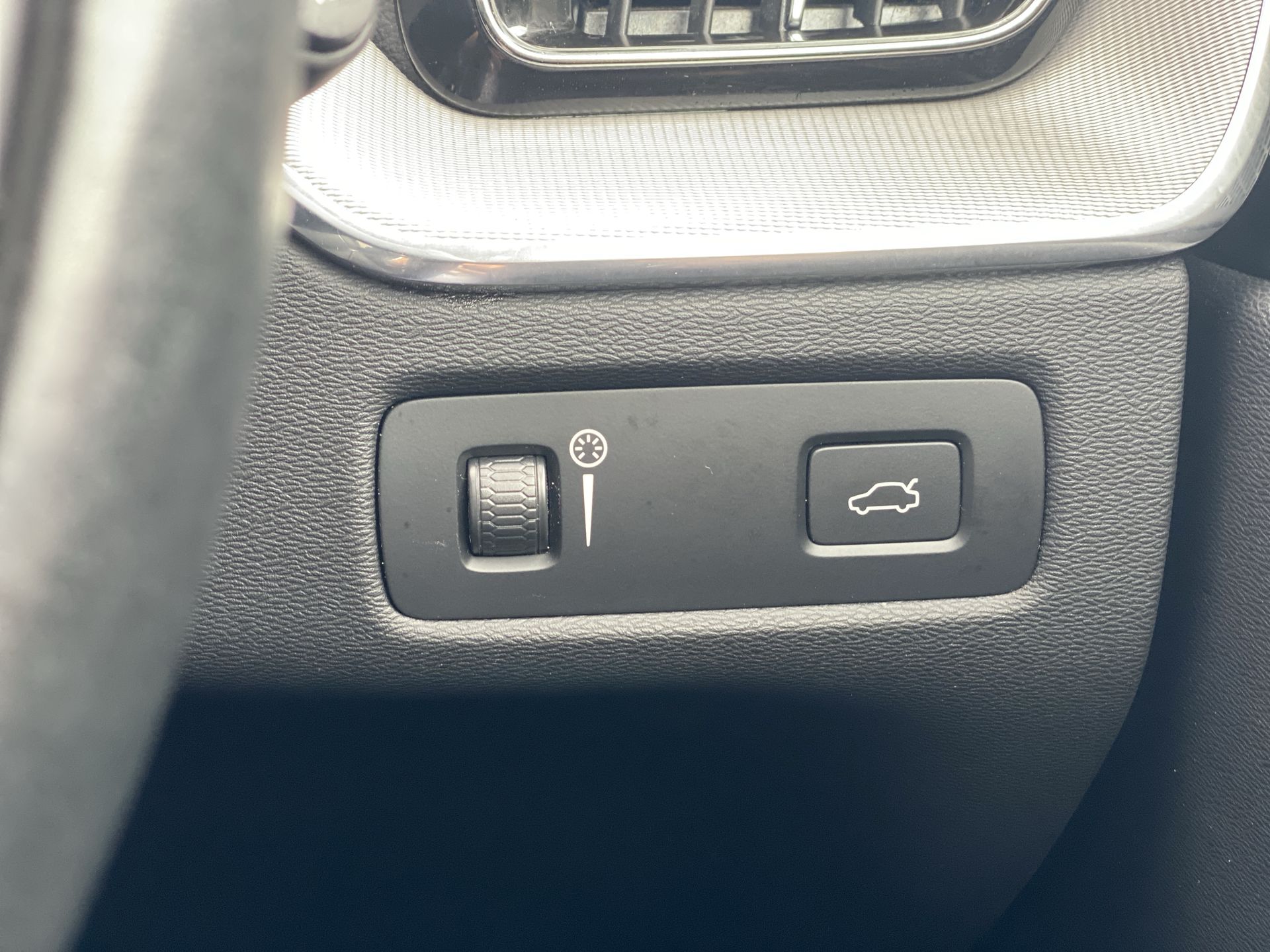 B4D AWD GEARTRONIC