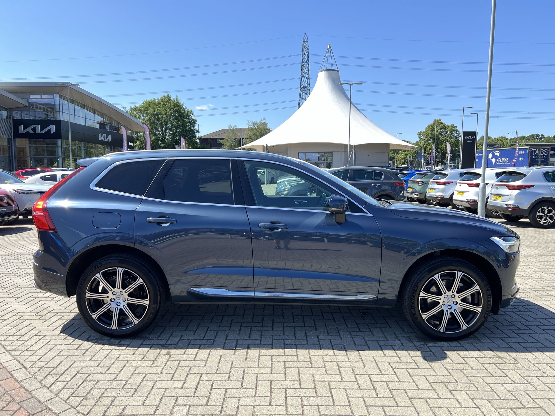 B4D AWD GEARTRONIC
