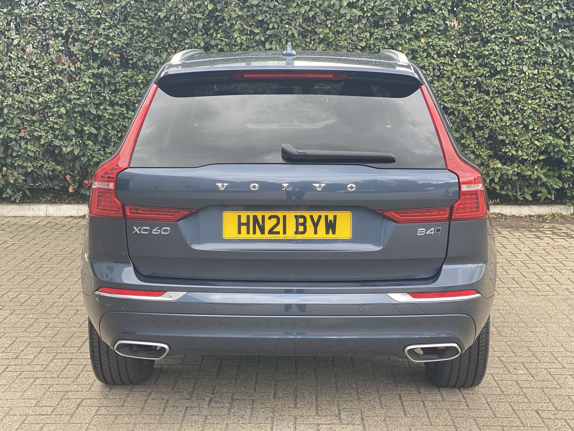B4D AWD GEARTRONIC