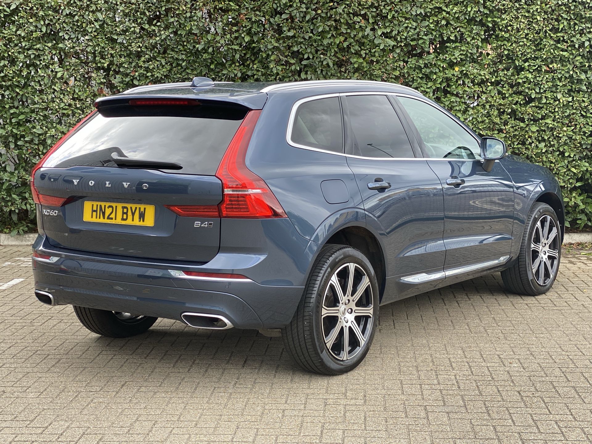 B4D AWD GEARTRONIC