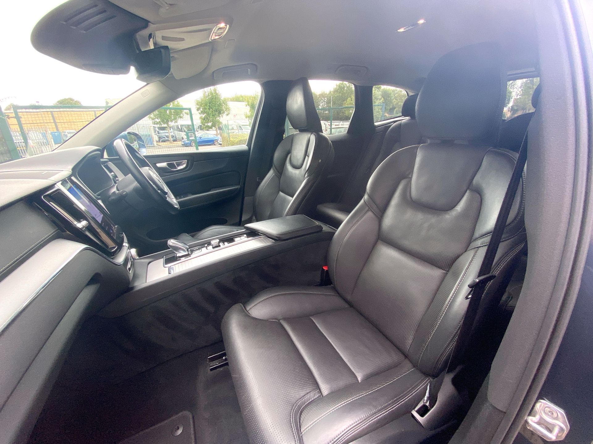 B4D AWD GEARTRONIC