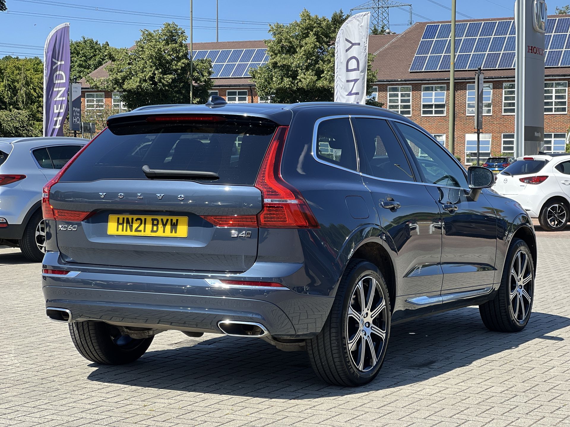 B4D AWD GEARTRONIC